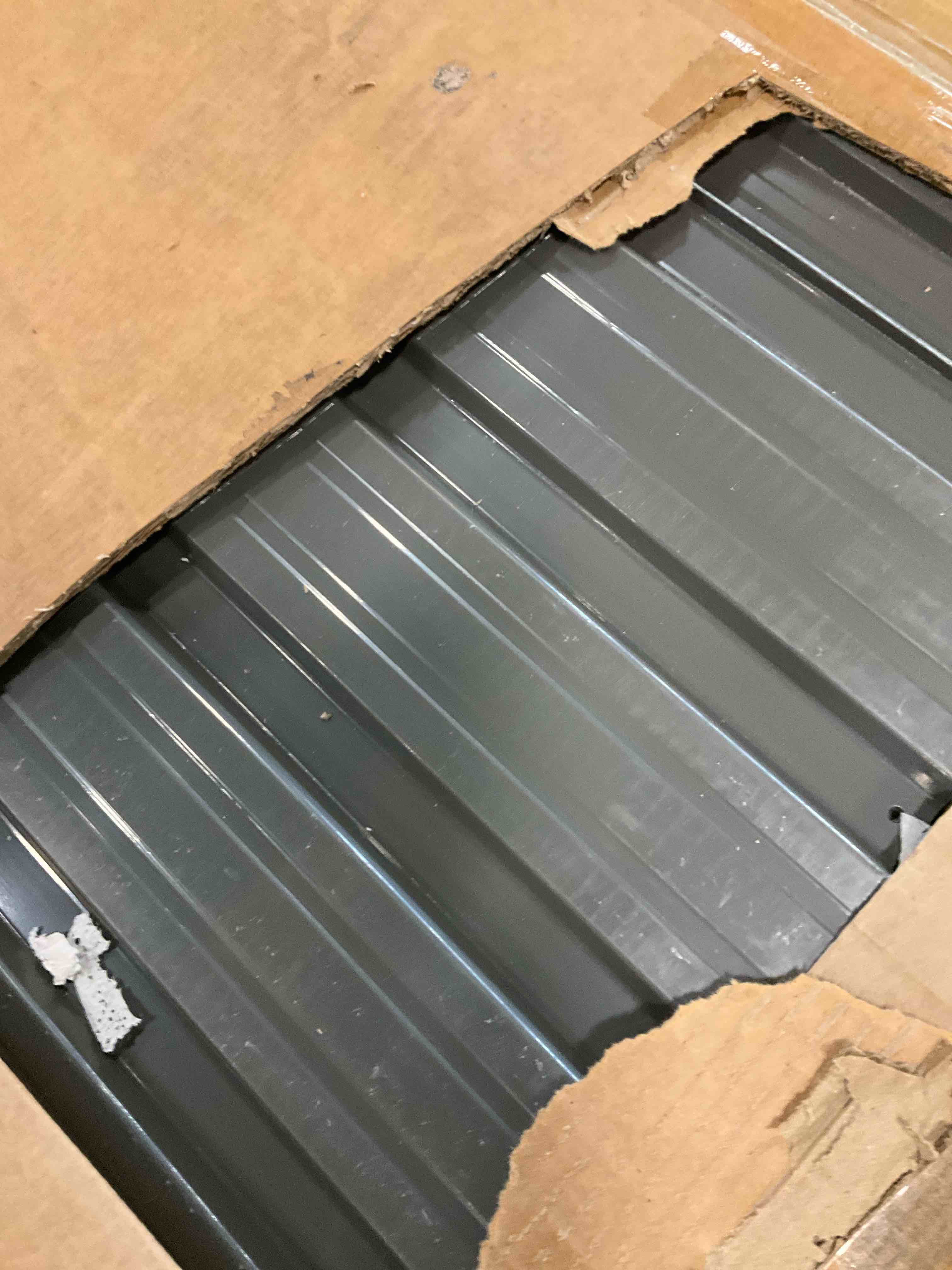 https://s3.amazonaws.com/lotting-images-prod/bidfta/PPE3711274_1750421535989.jpeg