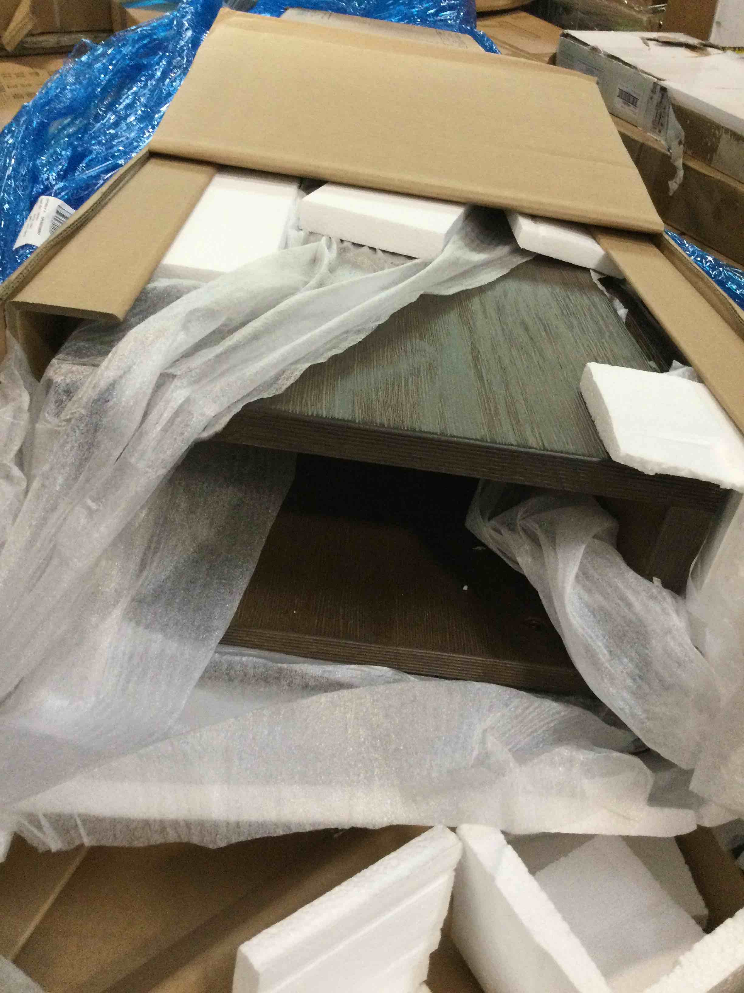 https://s3.amazonaws.com/lotting-images-prod/bidfta/PPE3711524_1750941028704.jpeg