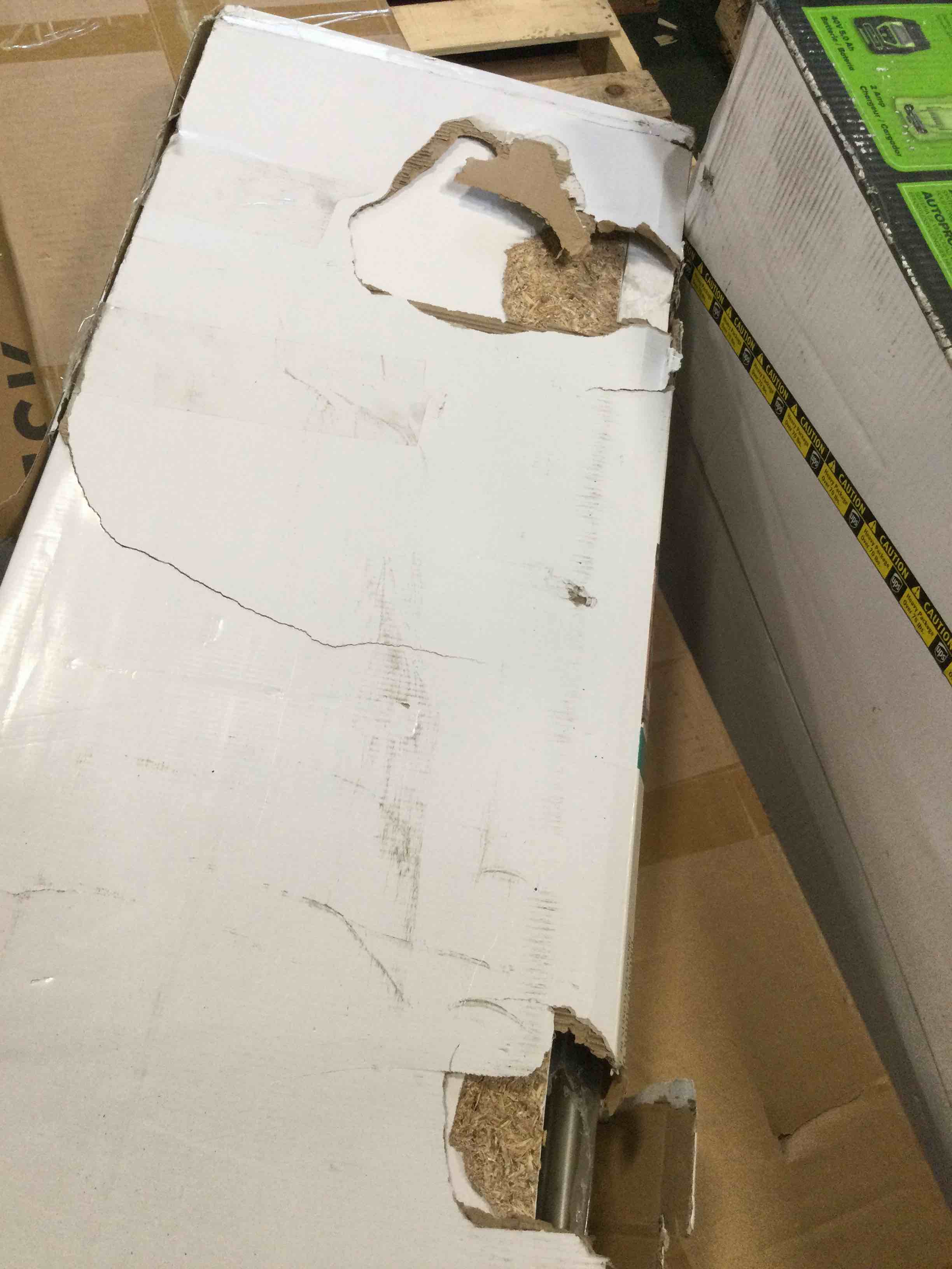 https://s3.amazonaws.com/lotting-images-prod/bidfta/PPE3711531_1750942875652.jpeg