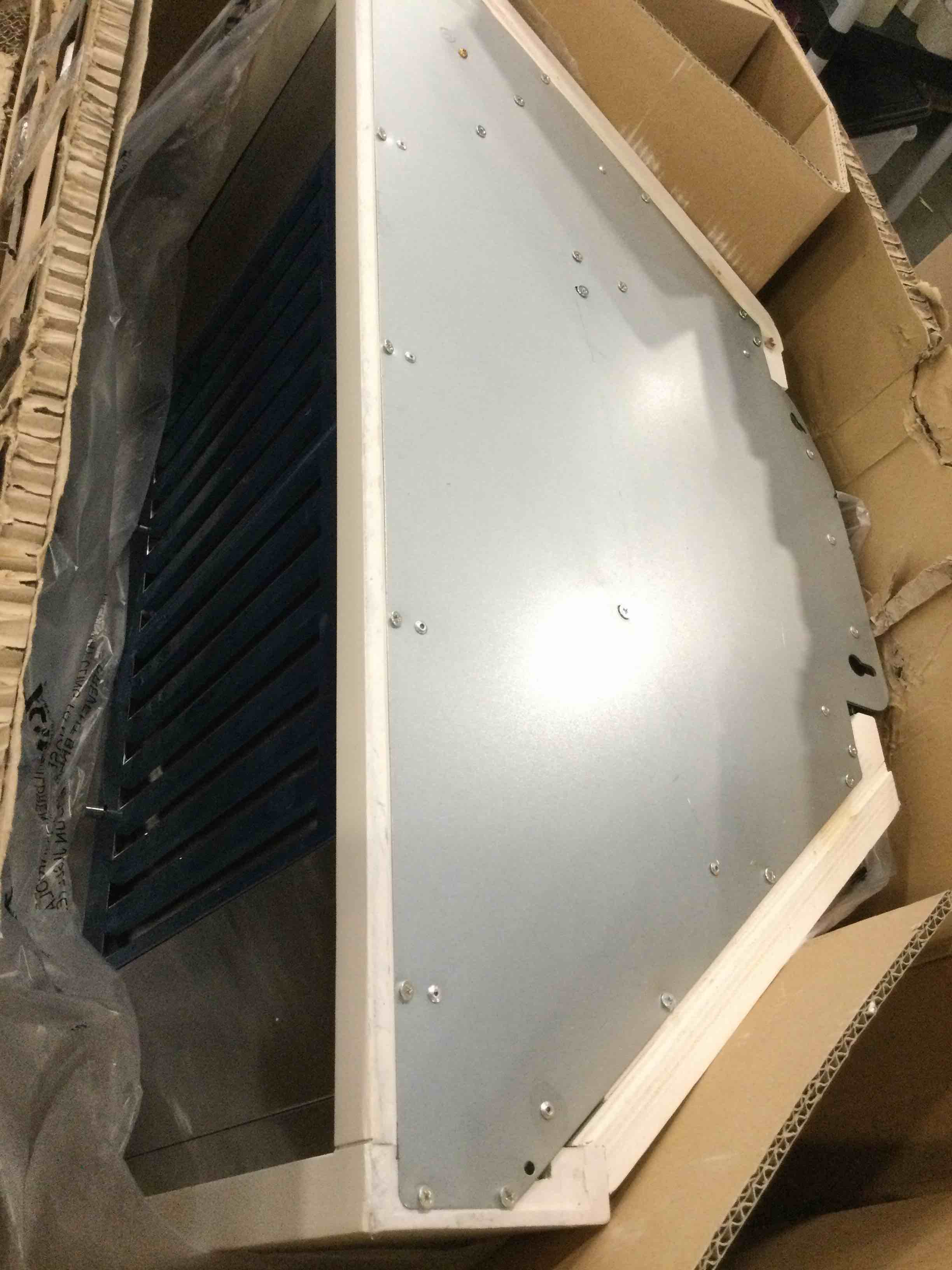 https://s3.amazonaws.com/lotting-images-prod/bidfta/PPE3711547_1750951807733.jpeg