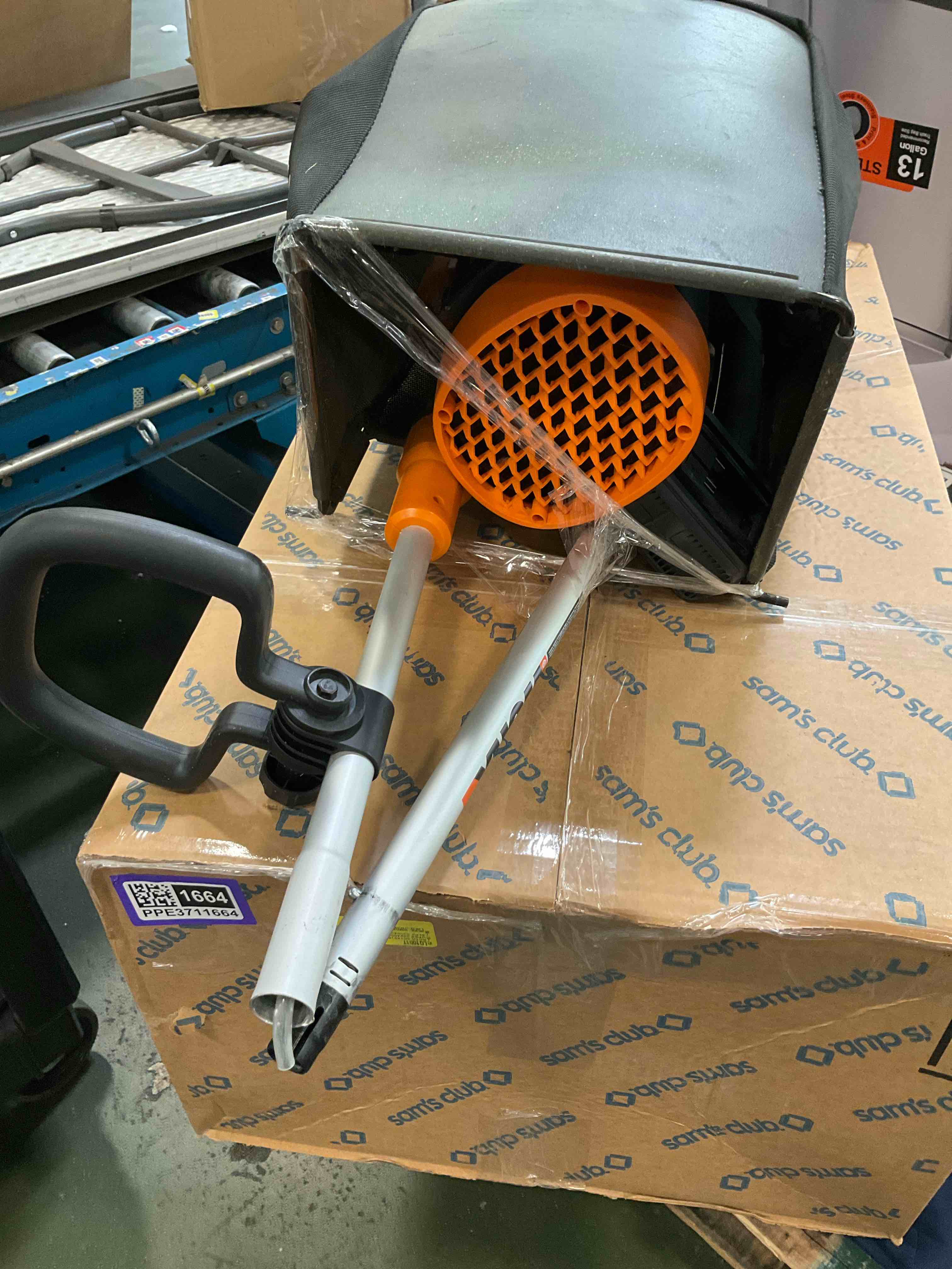https://s3.amazonaws.com/lotting-images-prod/bidfta/PPE3711664_1751044054704.jpeg