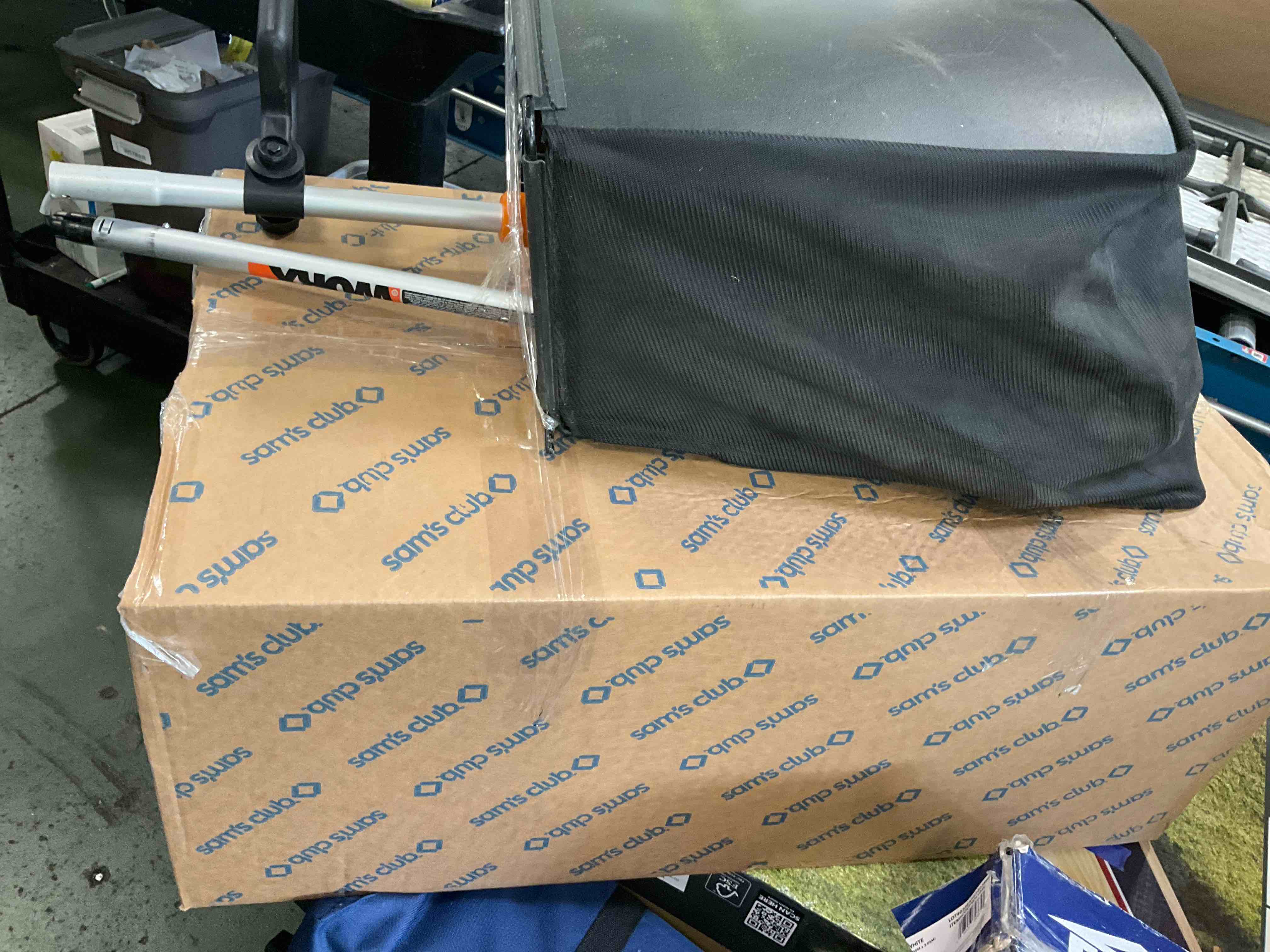 https://s3.amazonaws.com/lotting-images-prod/bidfta/PPE3711664_1751044063325.jpeg