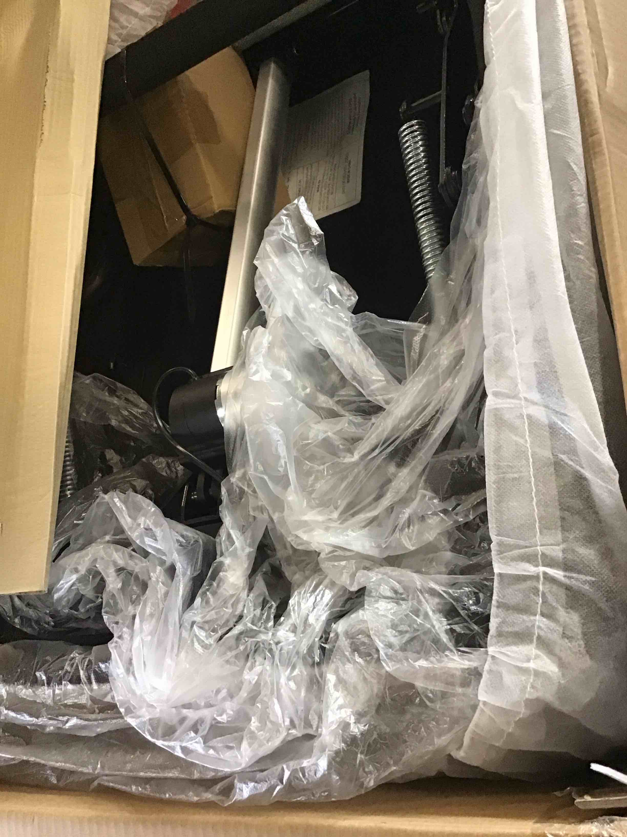 https://s3.amazonaws.com/lotting-images-prod/bidfta/PPE3711874_1753362688710.jpeg