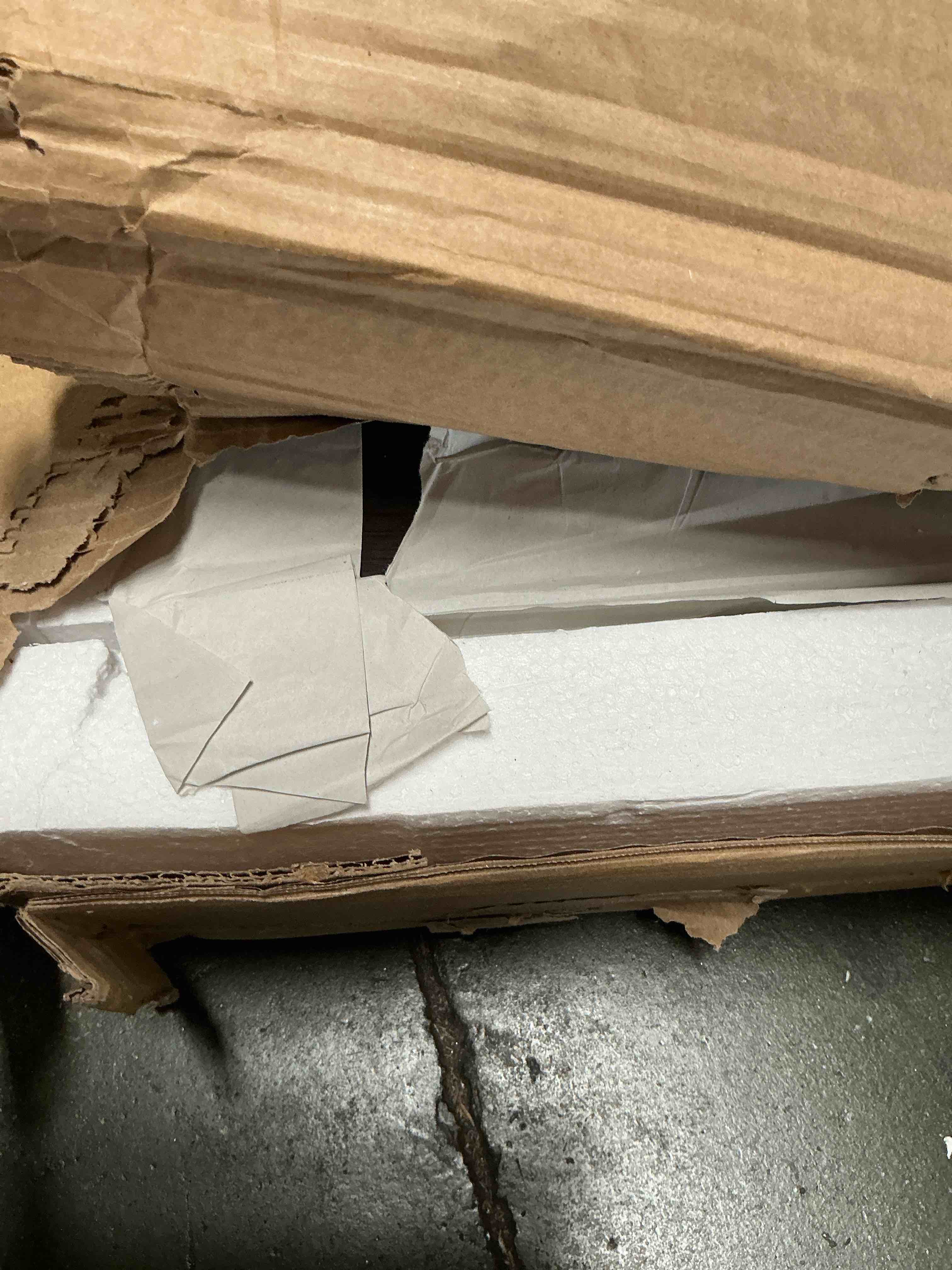 https://s3.amazonaws.com/lotting-images-prod/bidfta/PPE3711921_1753386988262.jpeg