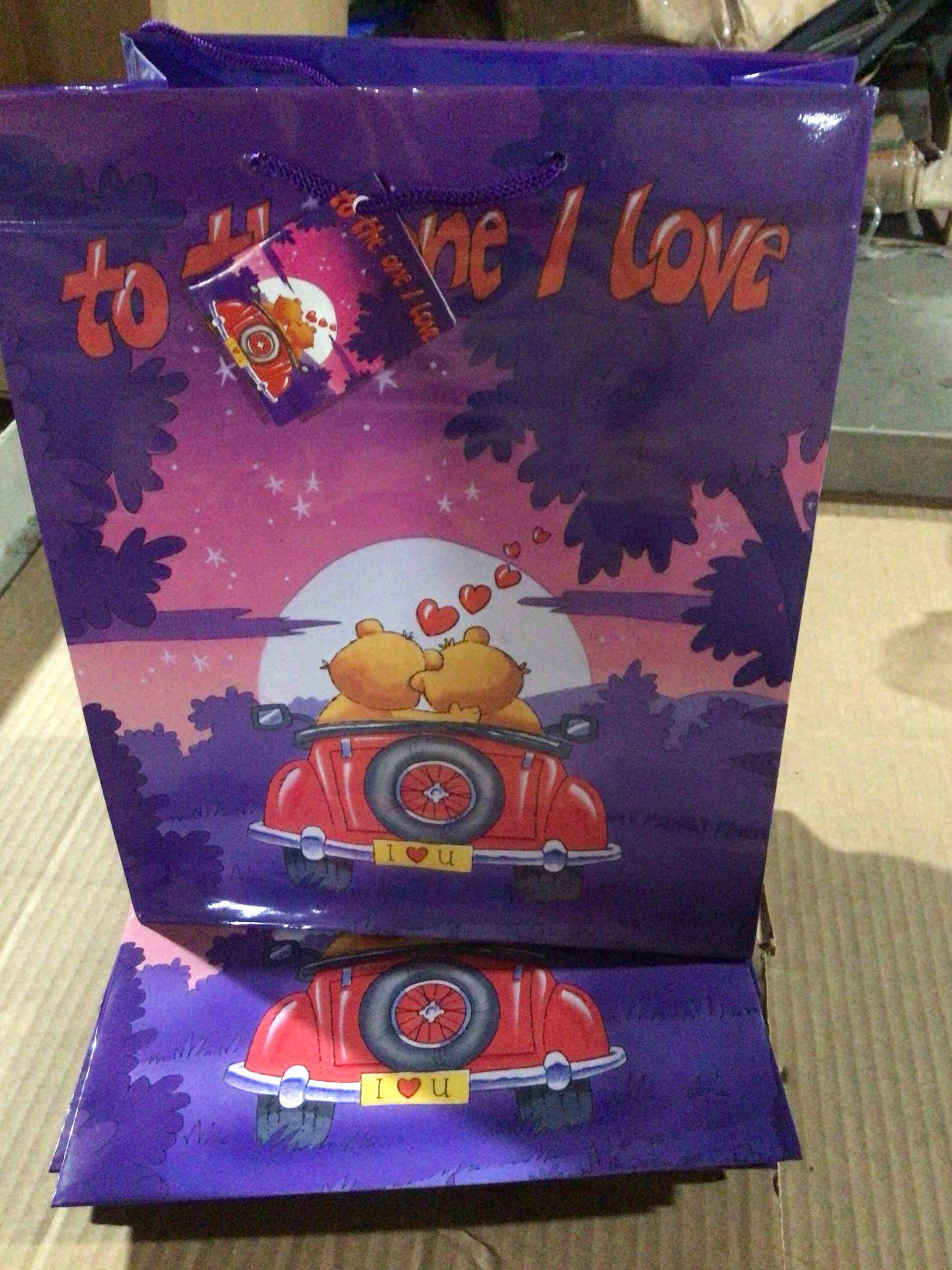 Condition photo showing New/Like New for Romantic - themed gift bag ideal for valentines Day