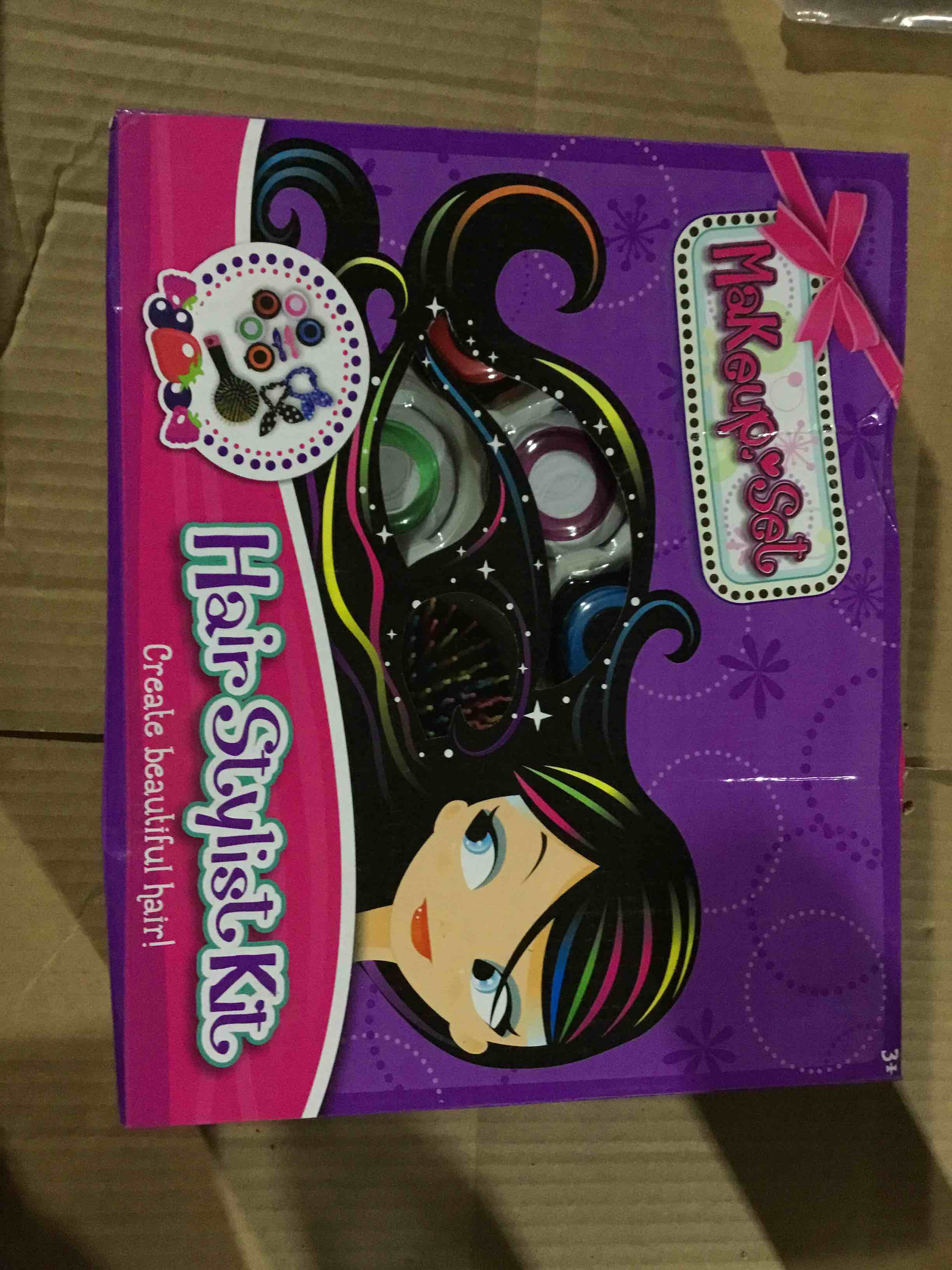 Condition photo showing New/Like New for Toy box of a hairdressing and makeup kit, designed for children simulation games 