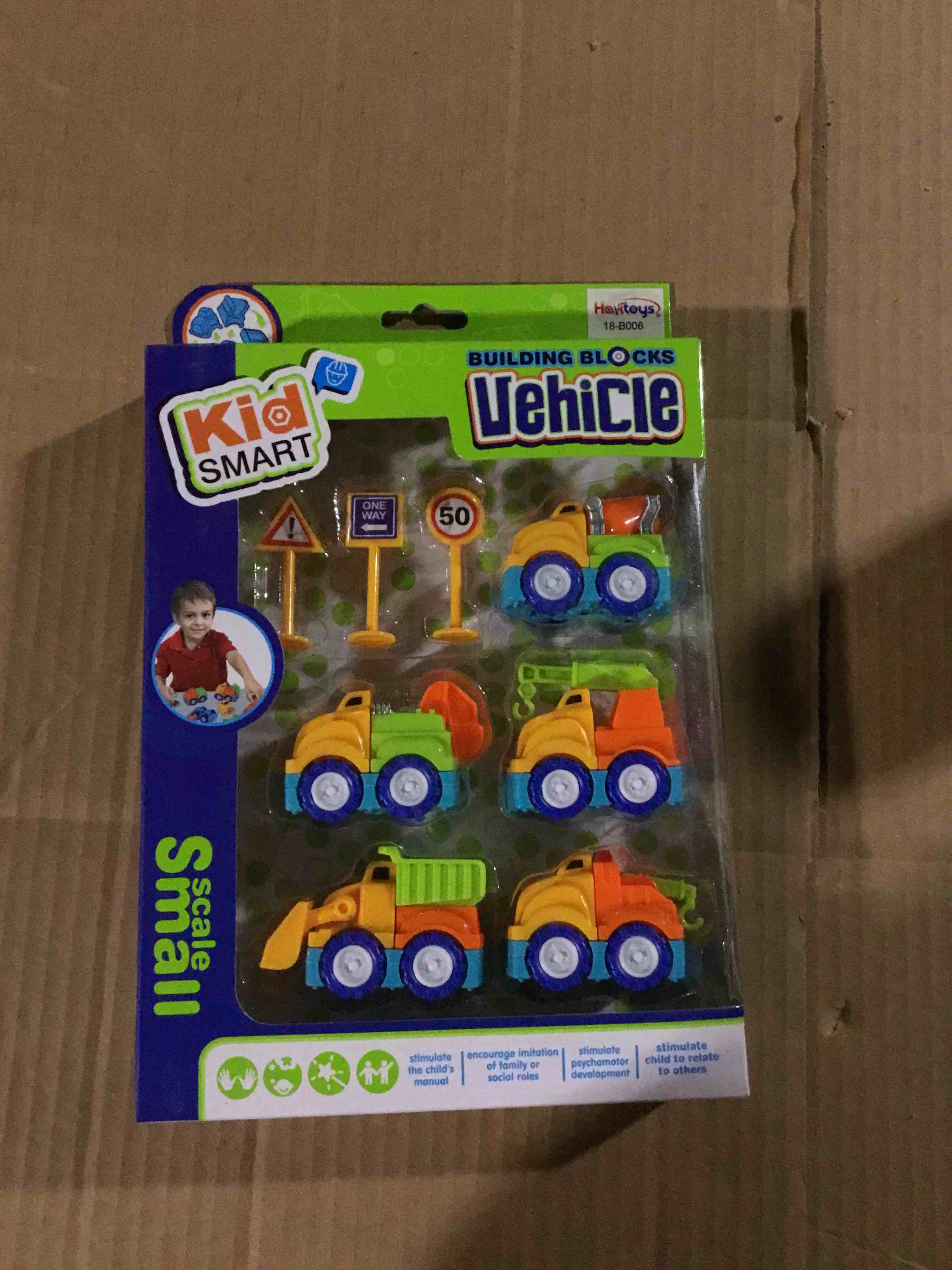 Condition photo showing New/Like New for An 8 - piece hawk toys mini construction building set mix - N- construction set