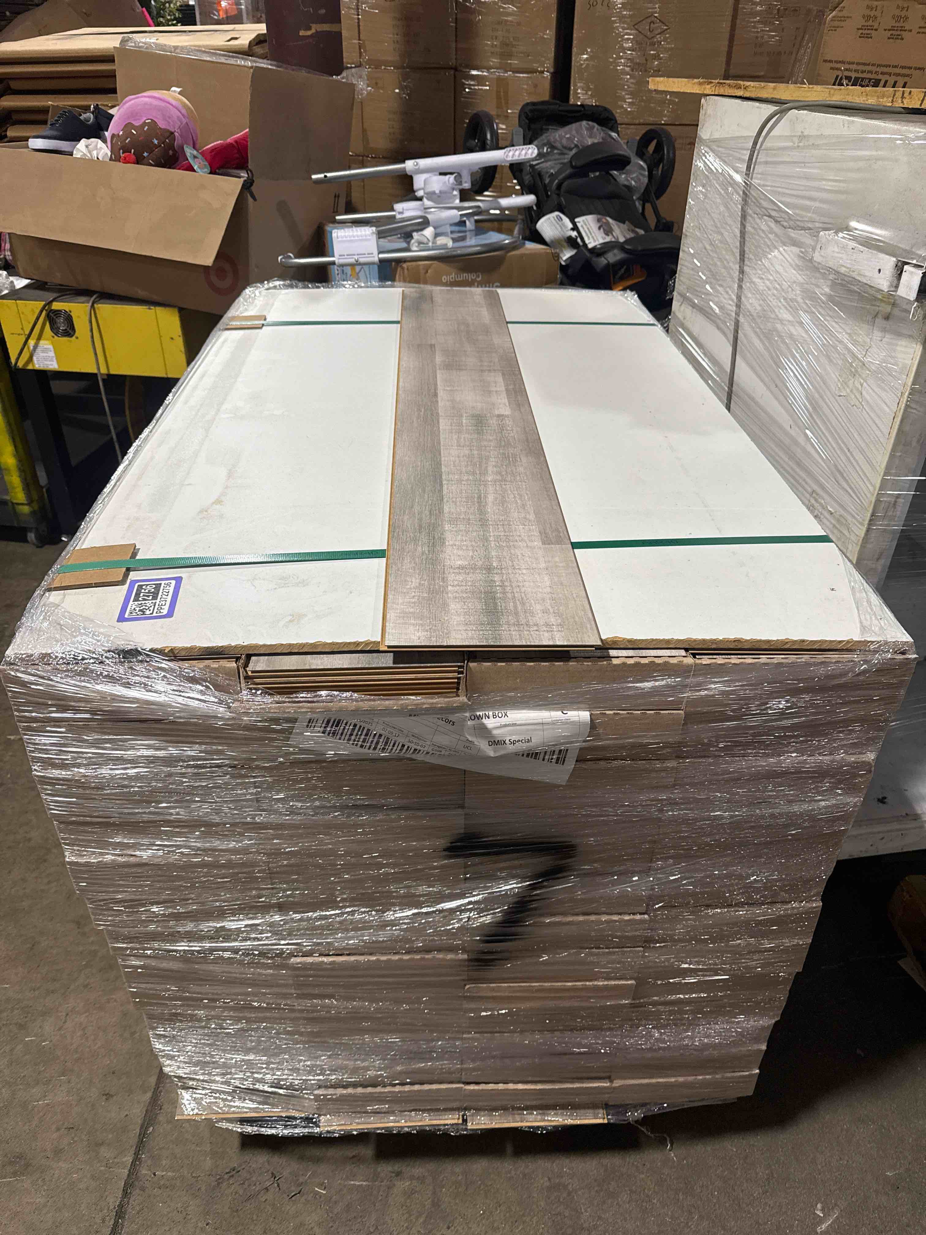 1376 sq ft of 7.75” x50.75” laminate flooring your bid per sq ft 