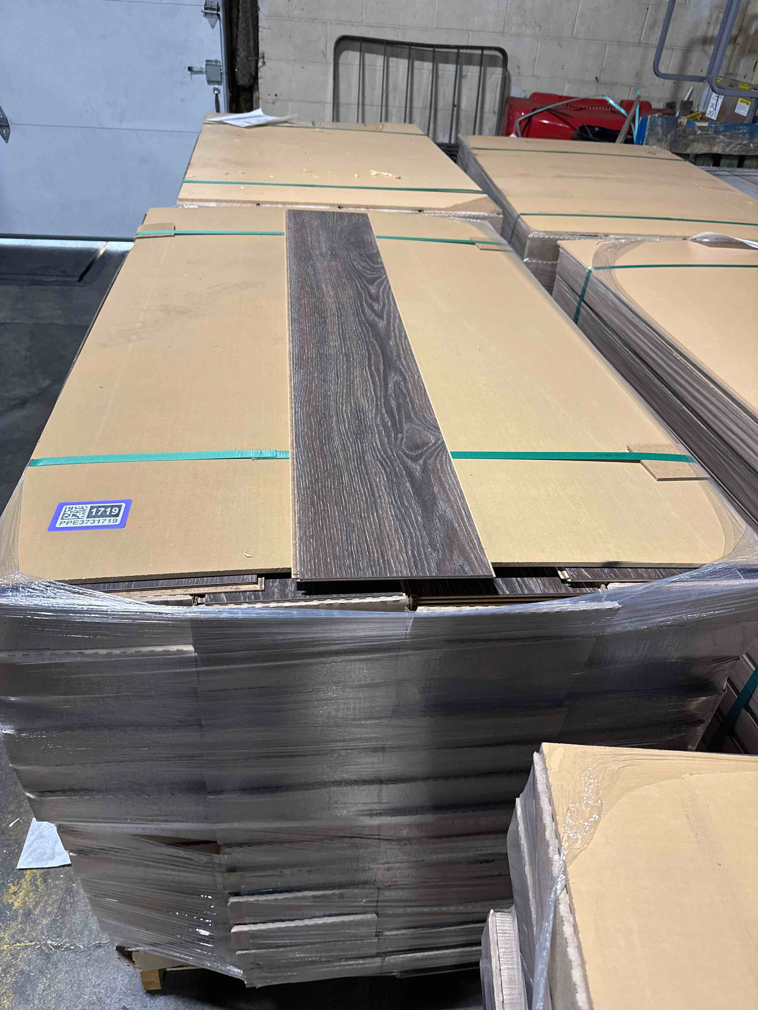 1376 sq ft of 7.75” x50.75” laminate flooring your bid per sq ft 