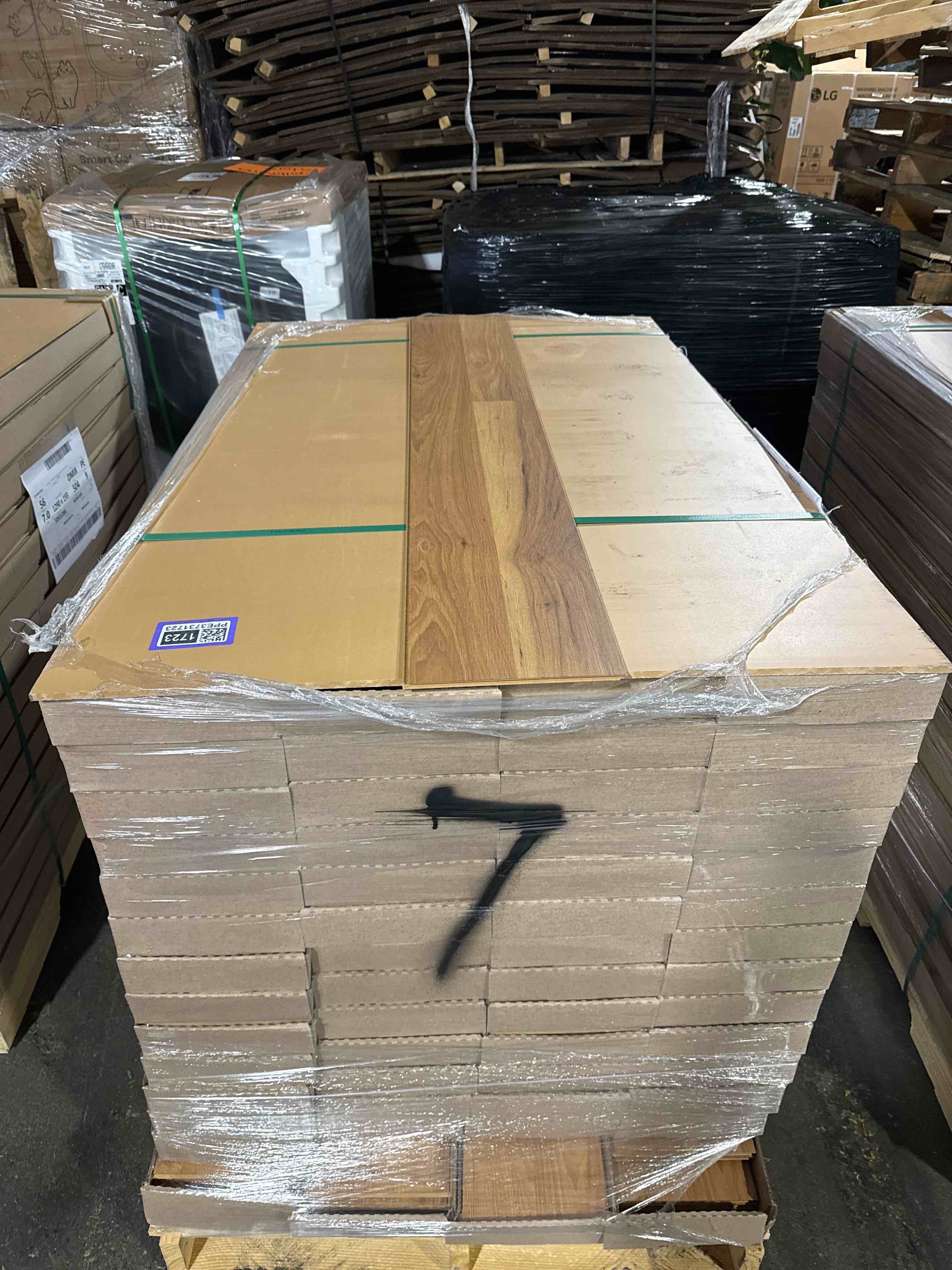 1376 sq ft of 7.75” x50.75” laminate flooring your bid per sq ft