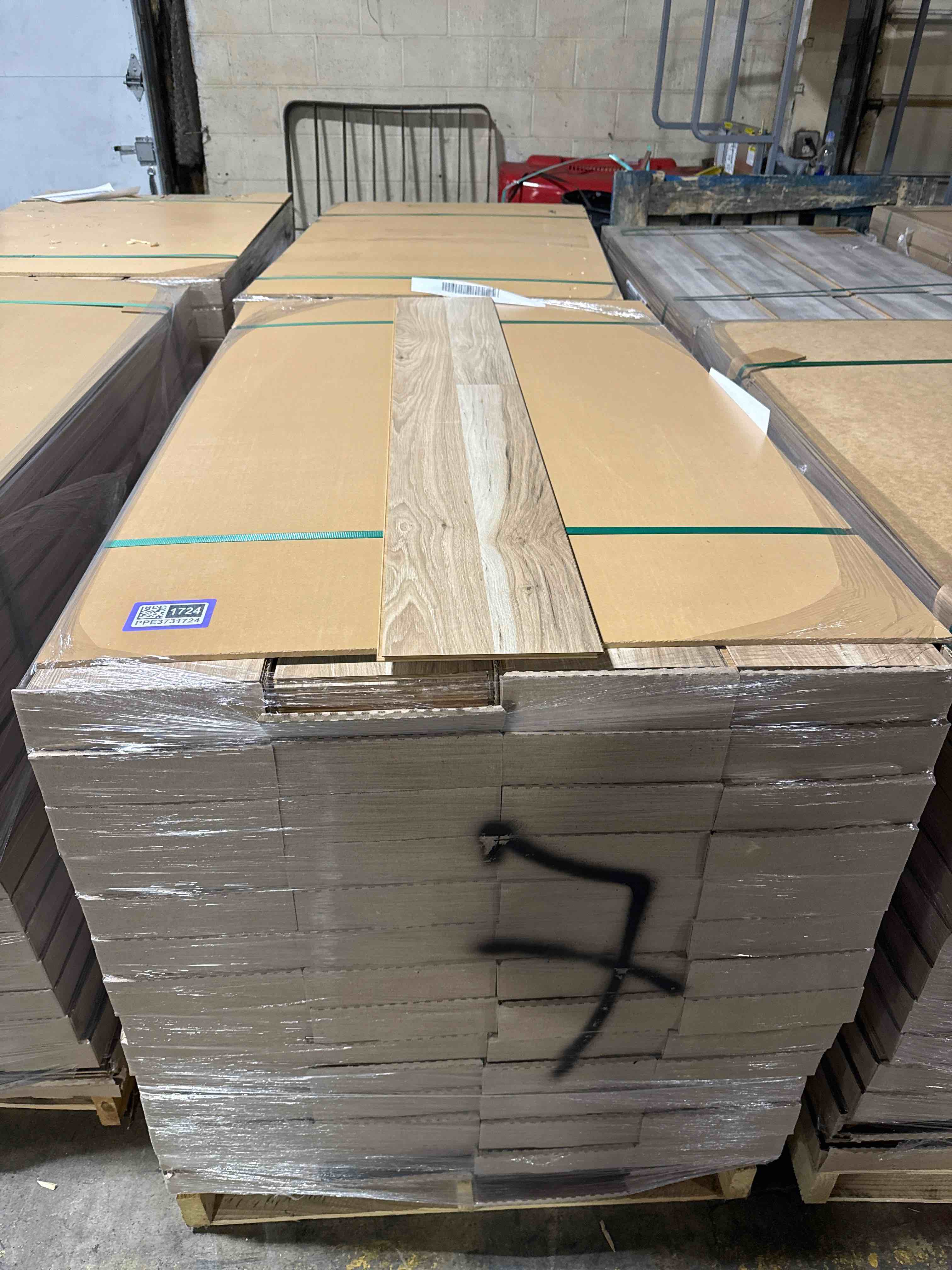 1376 sq ft of 7.75” x50.75” laminate flooring your bid per sq ft