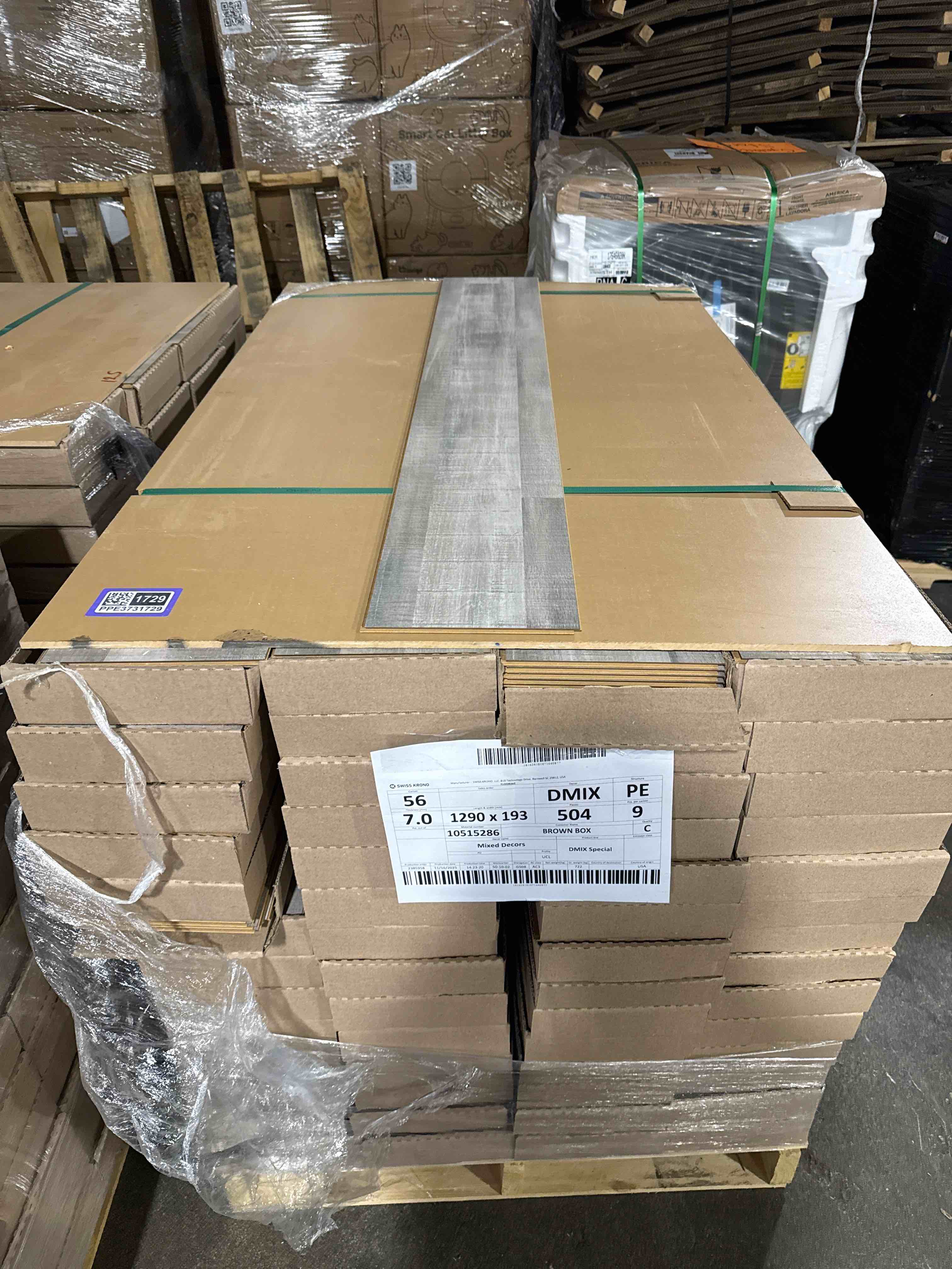 1376 sq ft of 7.75” x50.75” laminate flooring your bid per sq ft