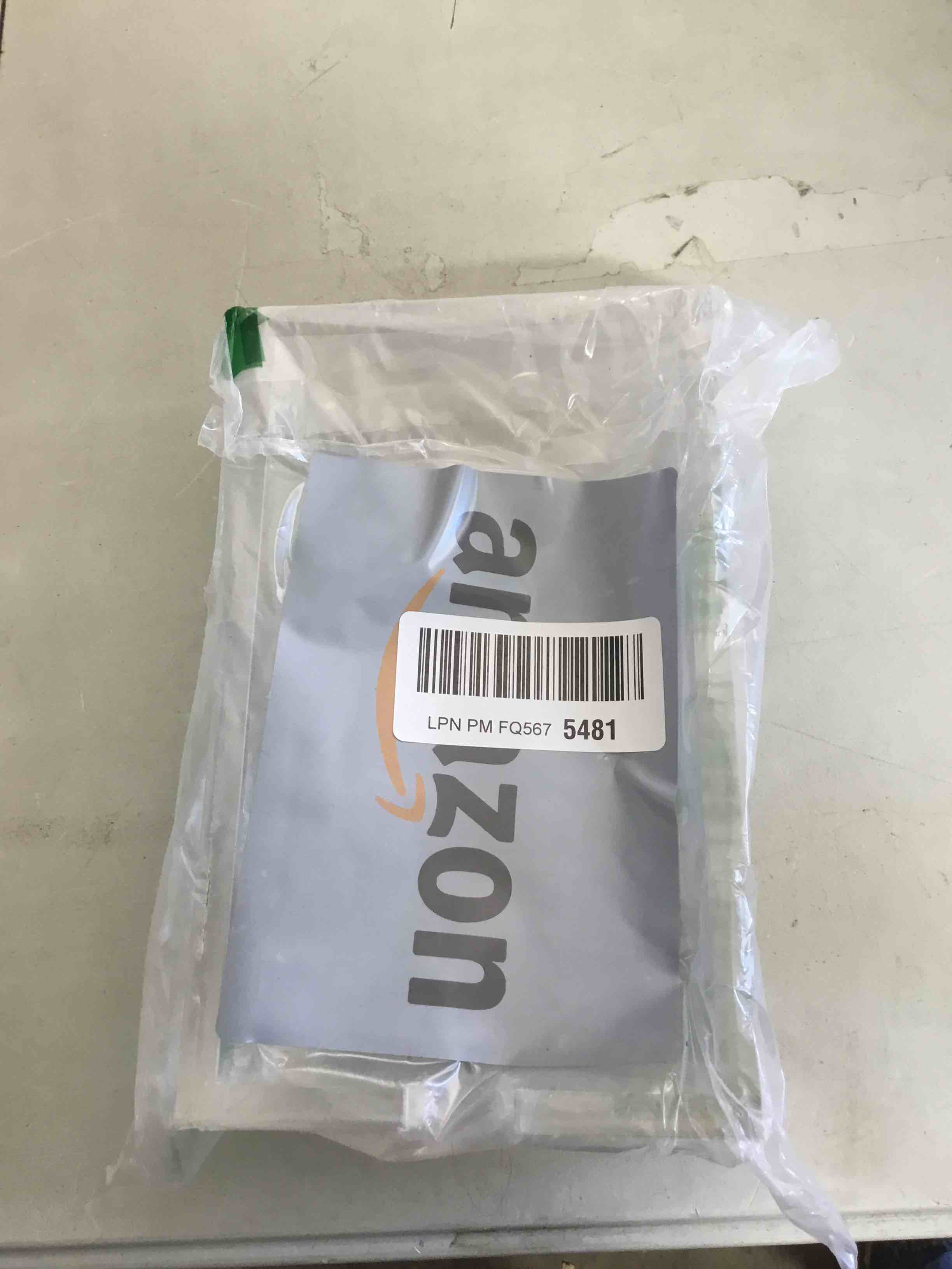 Condition photo showing Good Condition for Acrylic Guest Towel Napkin Holder, 0.37Inch Thickness Clear Paper Towel Tray, Rectangle Napkin Holders for Kitchen, Dining Room, Bathroom 9.05"L x 5.51"W x 2.56"H