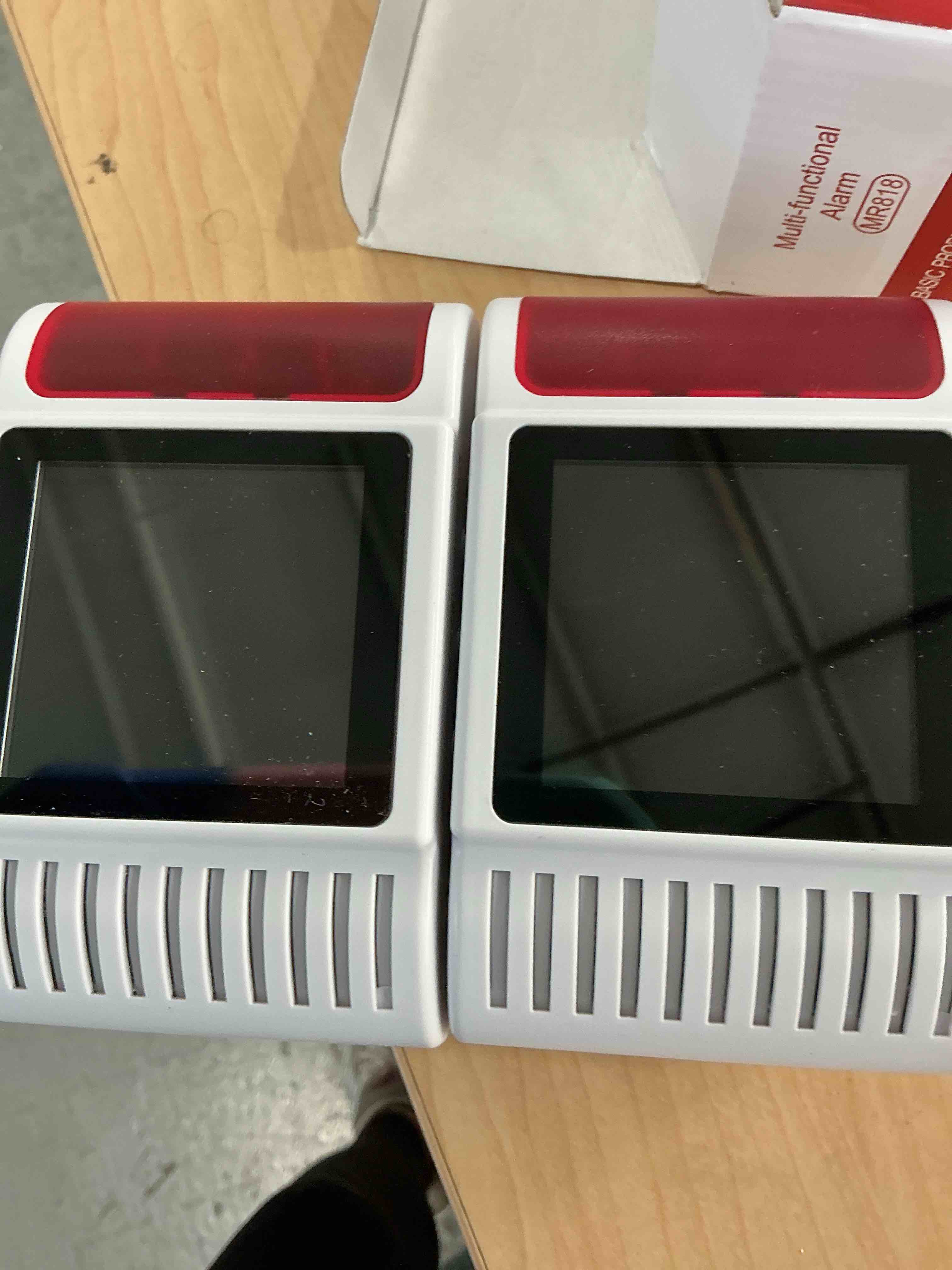 Condition photo showing New/Like New for carbon monoxide detectors & gas detector, smoke and carbon monoxide detector battery backup with temperature humidity detection, co & smoke alarm adjustable brightness & sound for home/travel 2 pack co & gas & smoke-2 pack