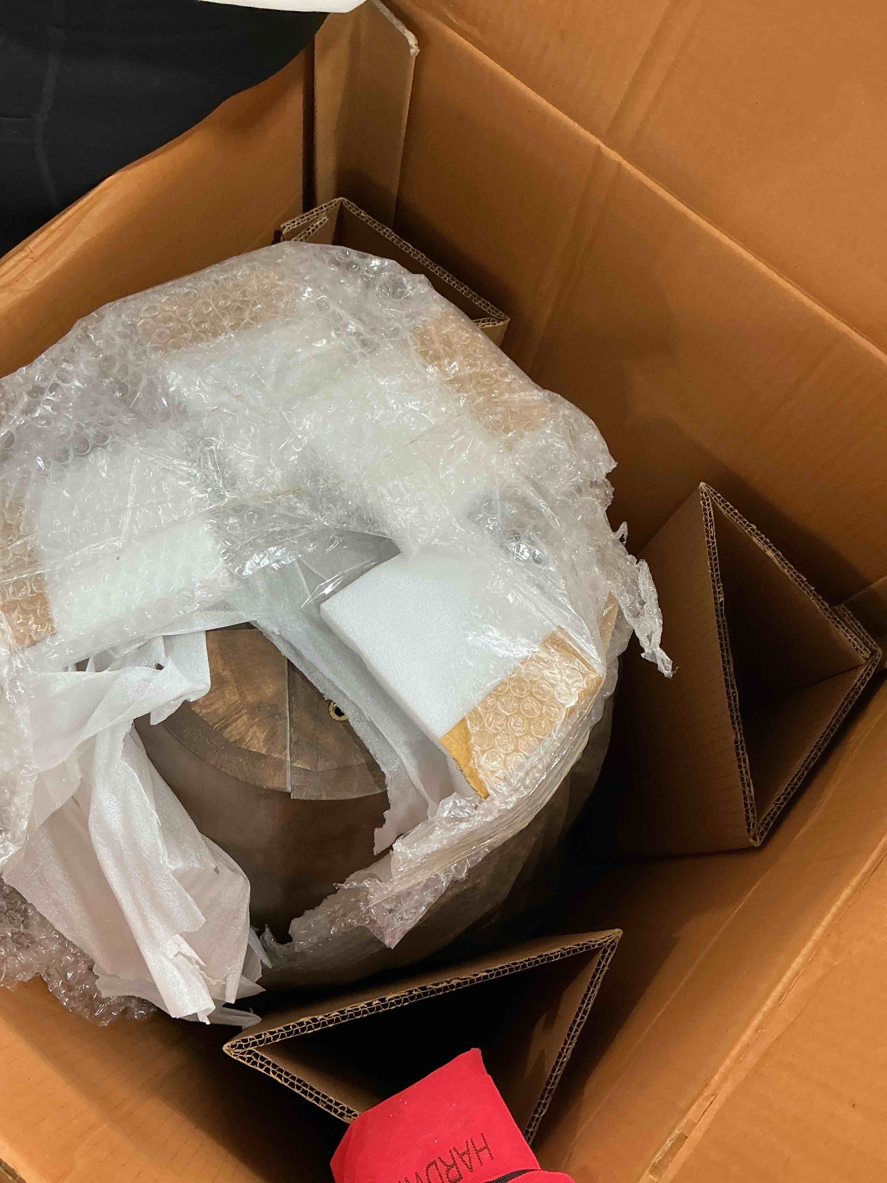 Condition photo showing New/Like New for 6 inch pedestal round table wooden box 2/2