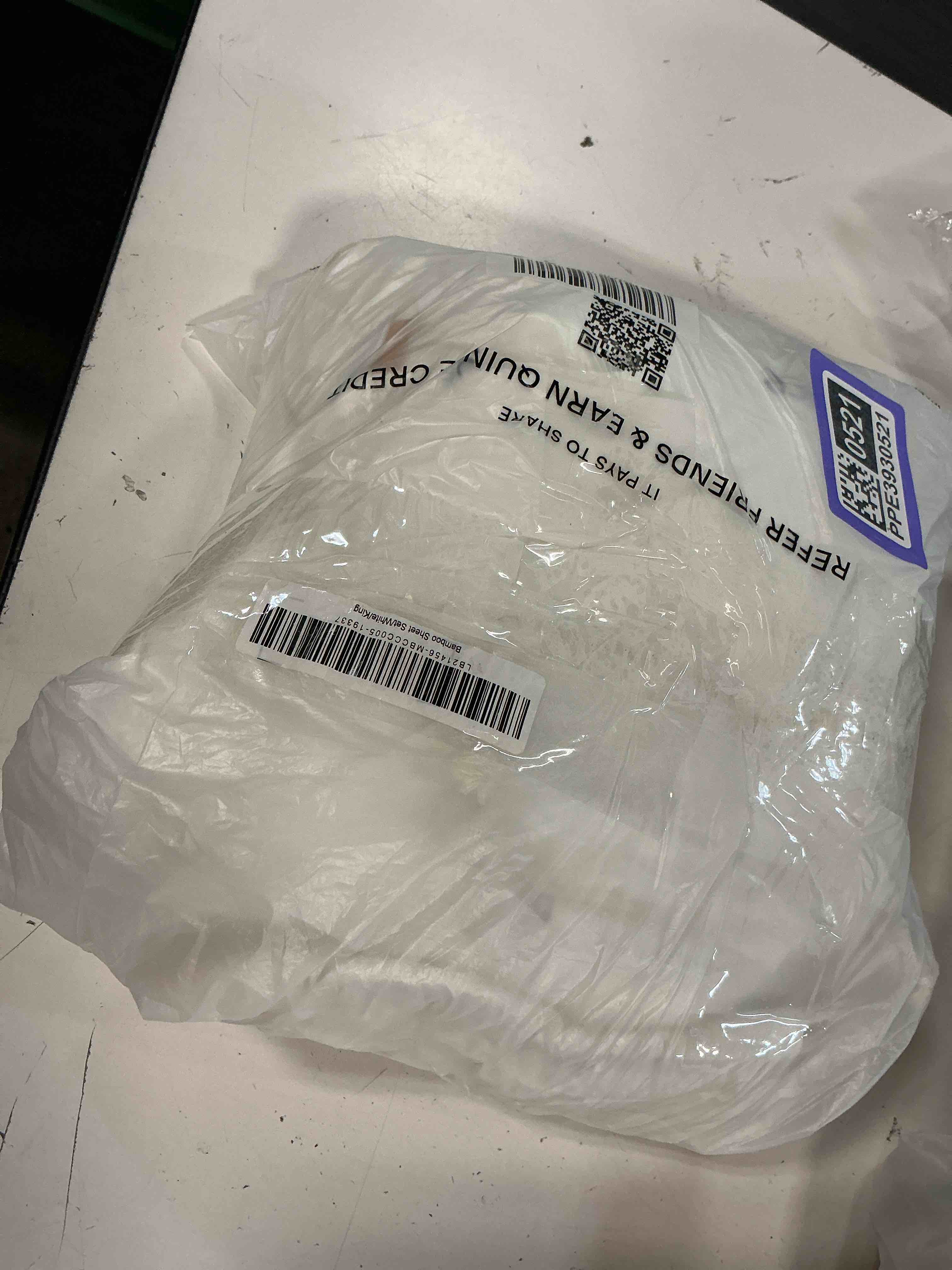 https://s3.amazonaws.com/lotting-images-prod/bidfta/PPE3930521_1779194615227.jpeg