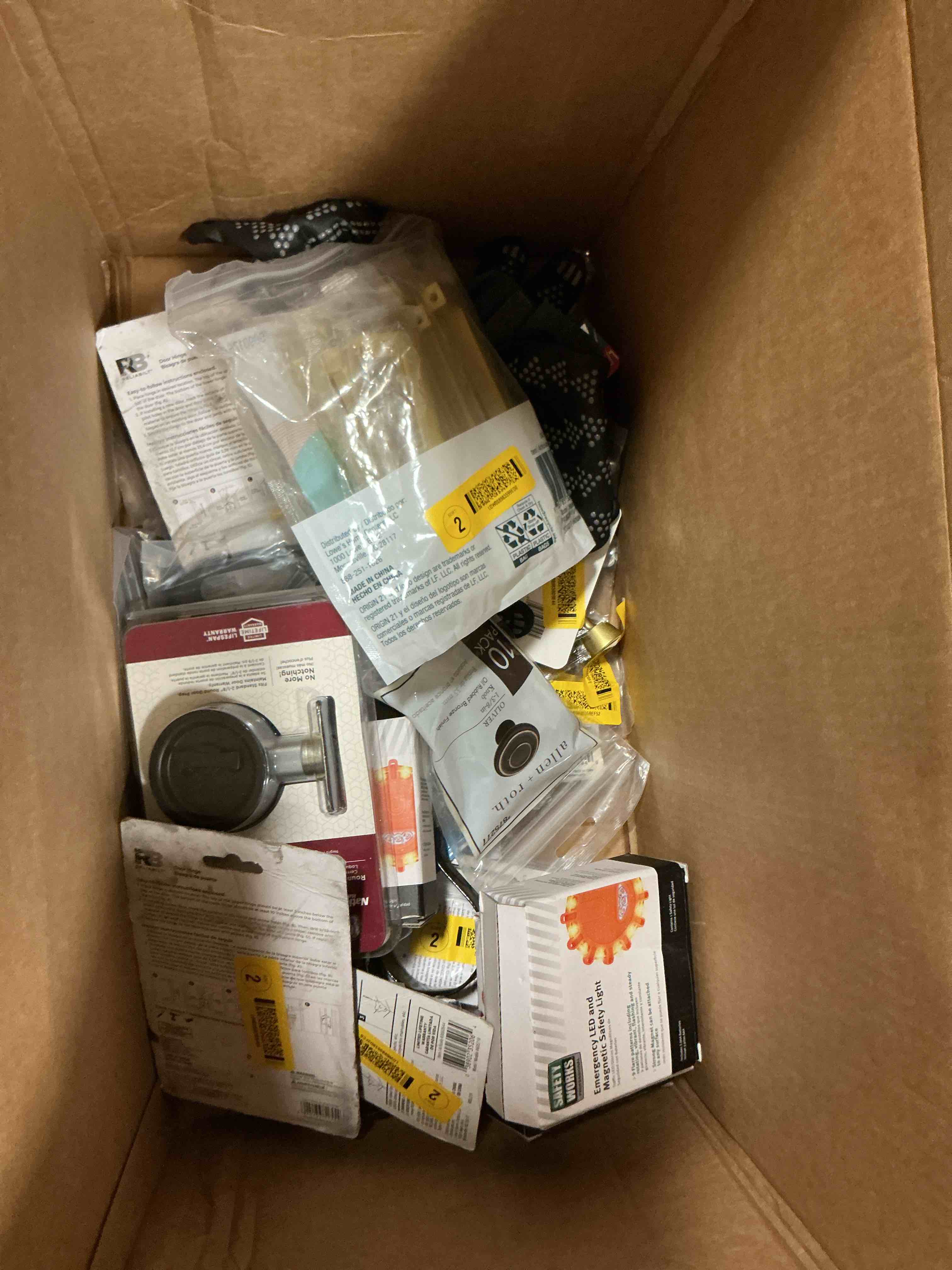 Condition photo showing Good Condition for Assorted Home Improvement Lot (Small Tools, Screw, Home Accessories, etc.)