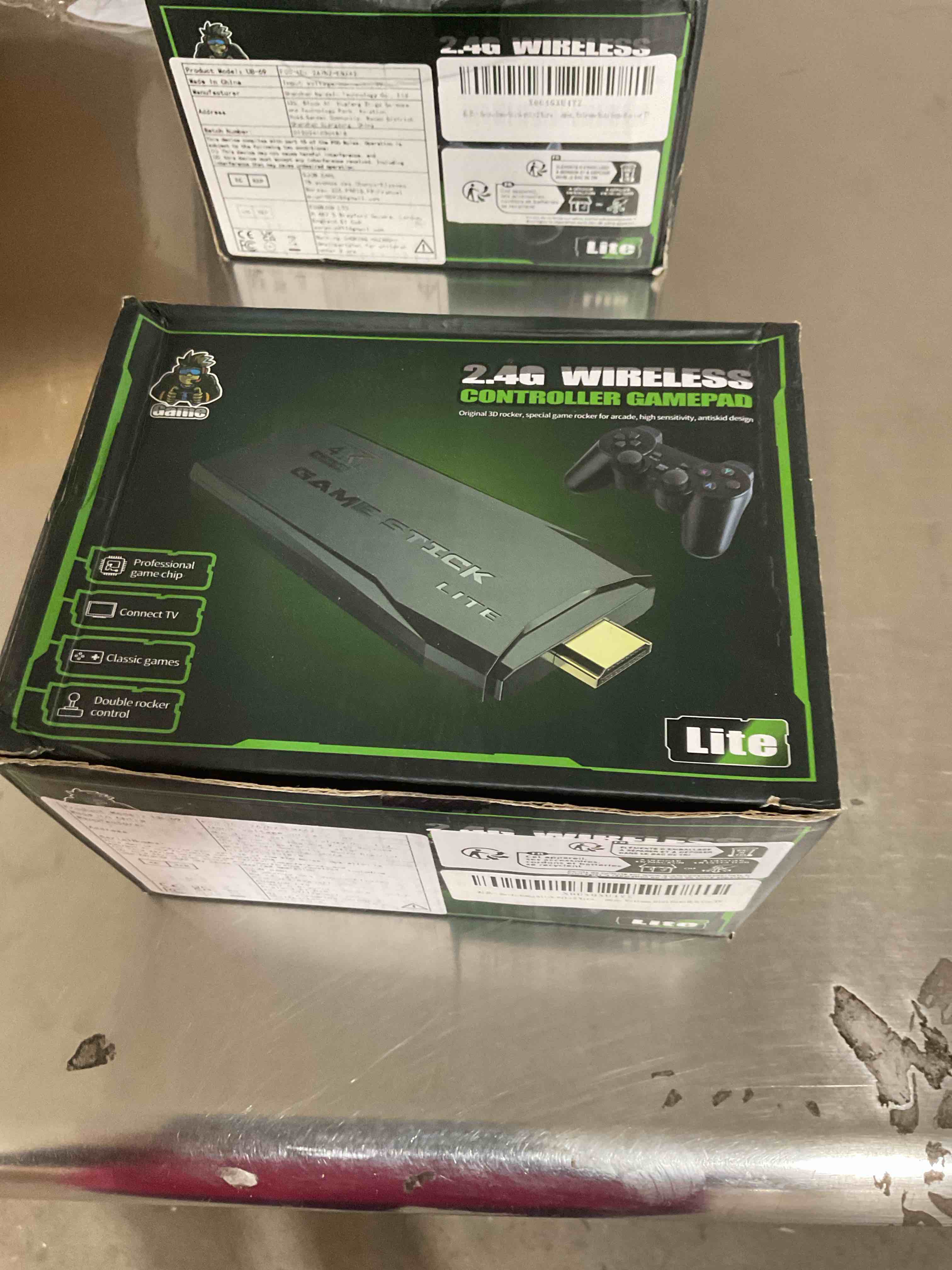 2.4 gig wireless controller game pad