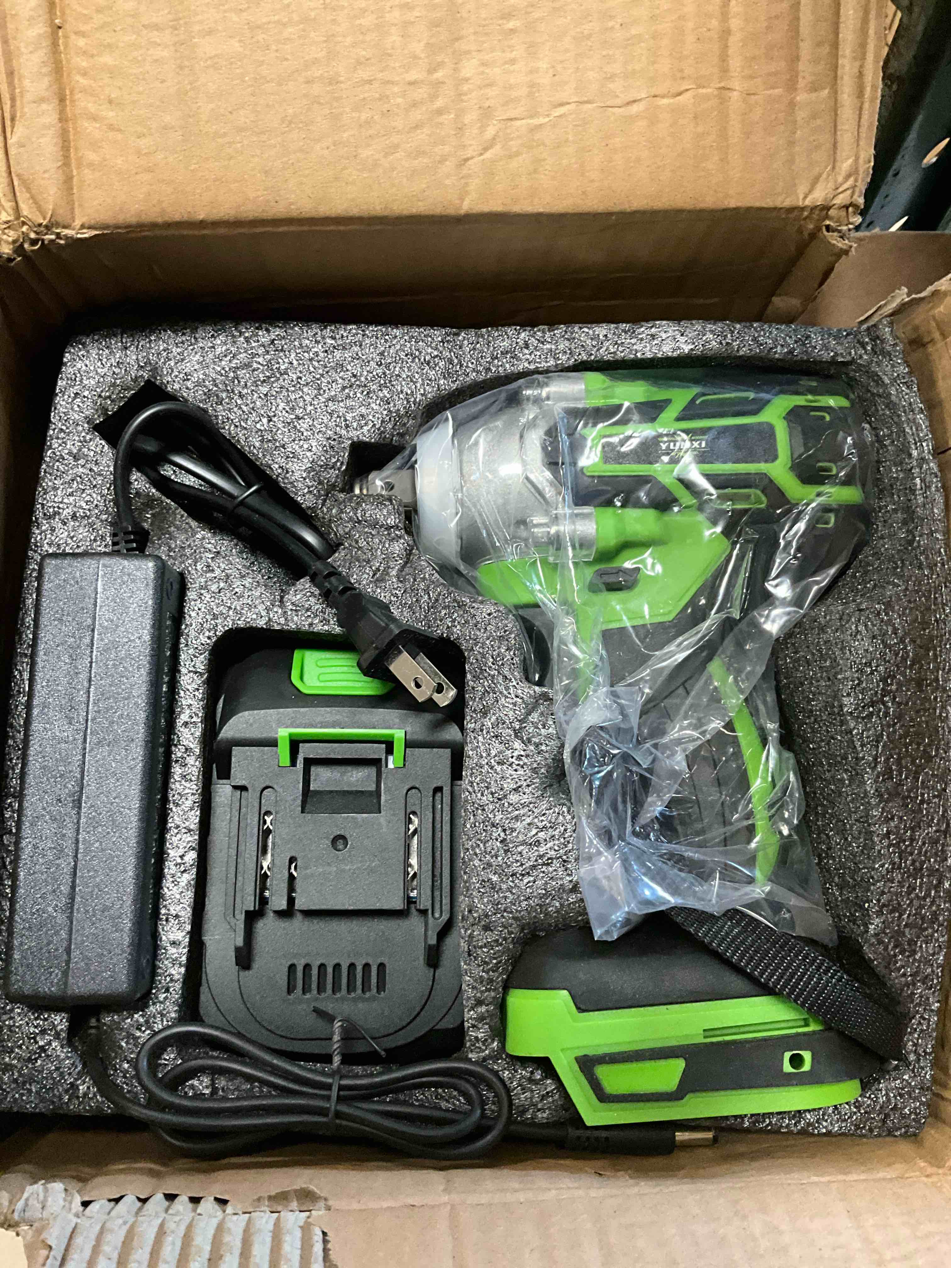 YUNXI Brushless Impact Wrench Battery Included