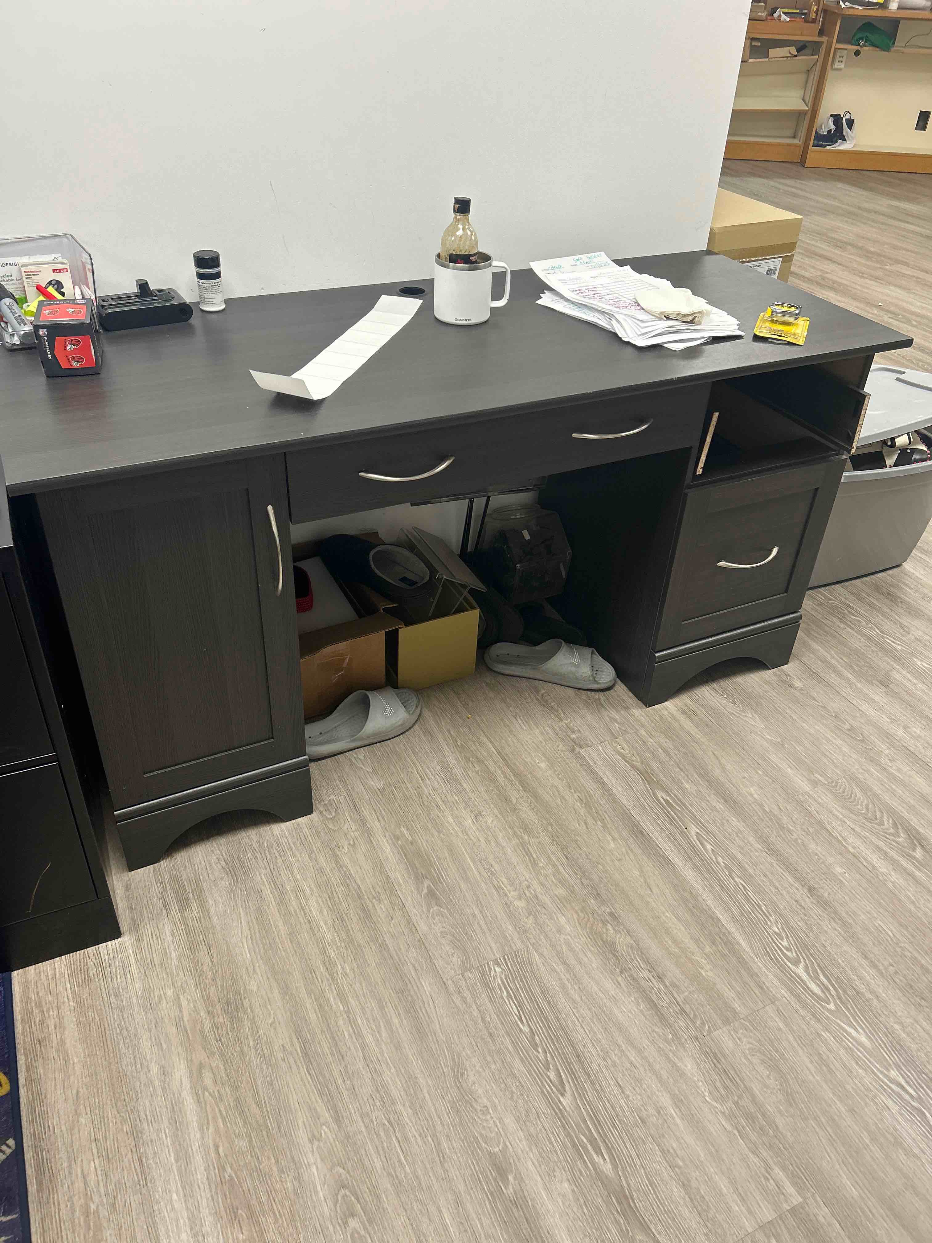 wood laminate desk 3 drawer 1 door 