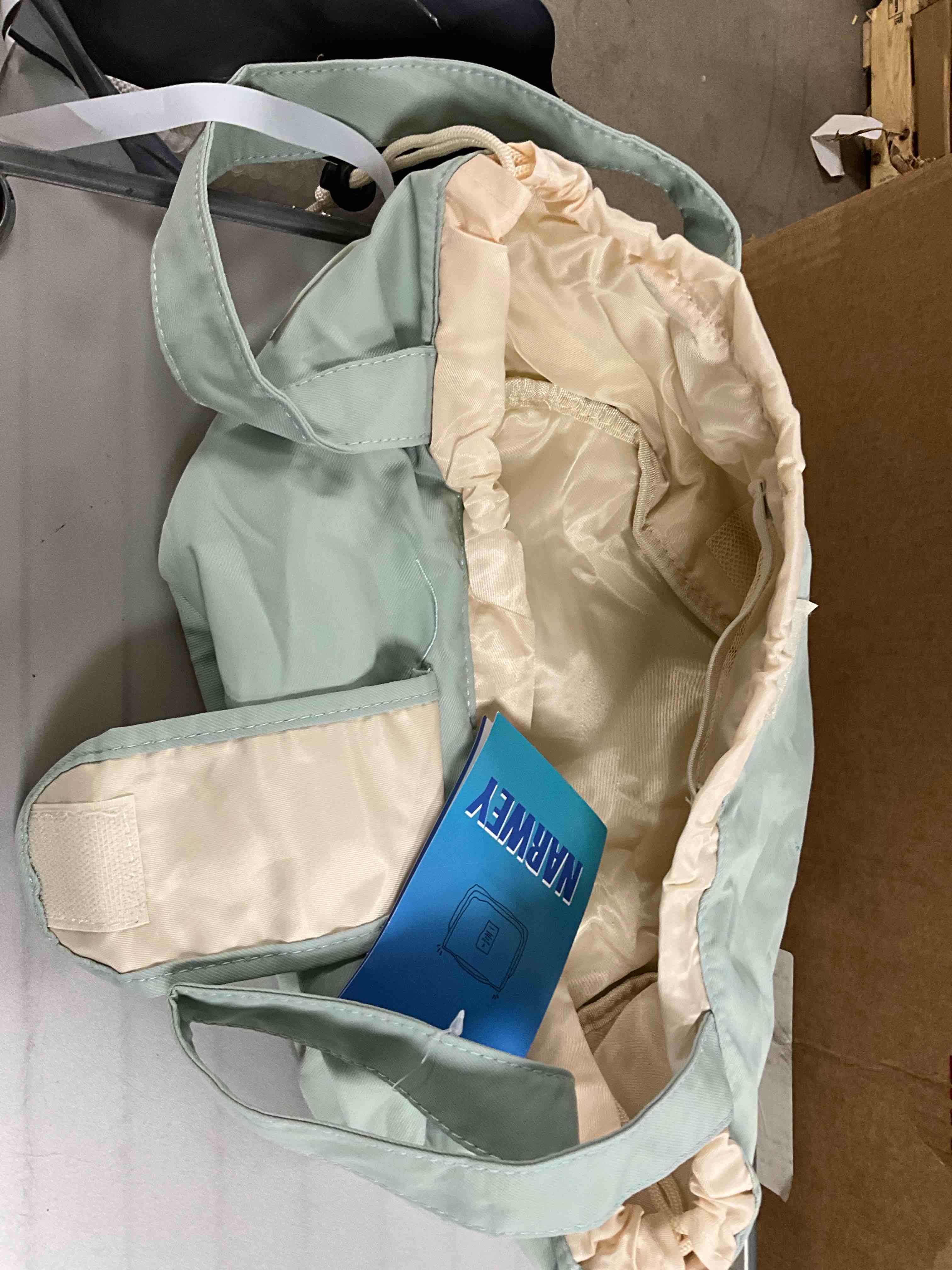 Narwey Barrel Drawstring Makeup Bag Large Floral Cosmetic Bag Make up Bags Toiletry Bag Travel Bags for Toiletries Organizer for Women Gift for Teen Girls (Mint Green) (Patent)