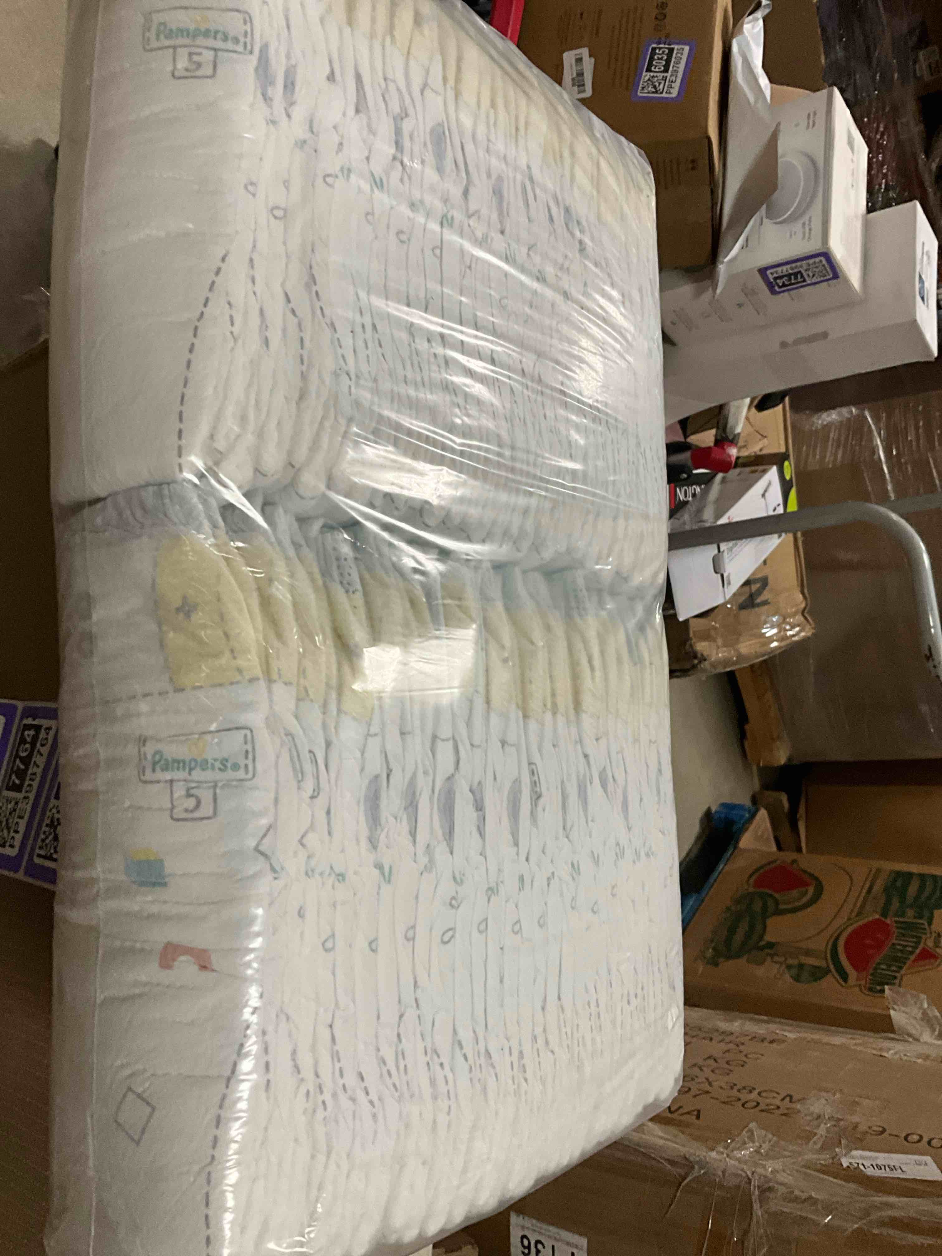 Pampers Size 5 Diapers, 98pc Count