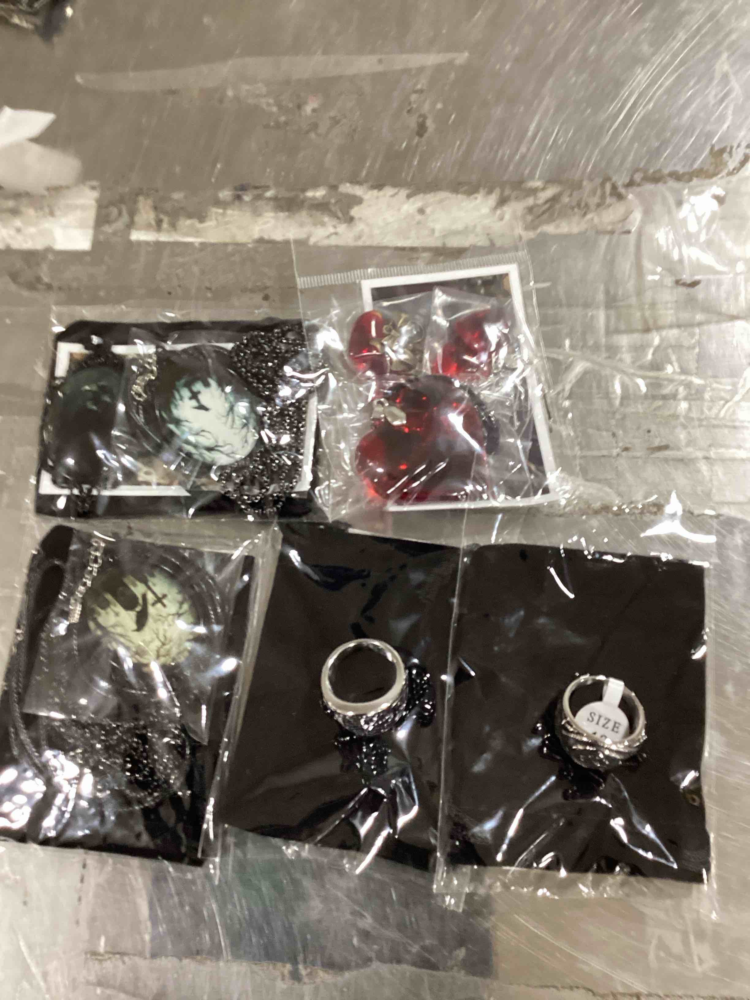 assorted jewelry set of 5 