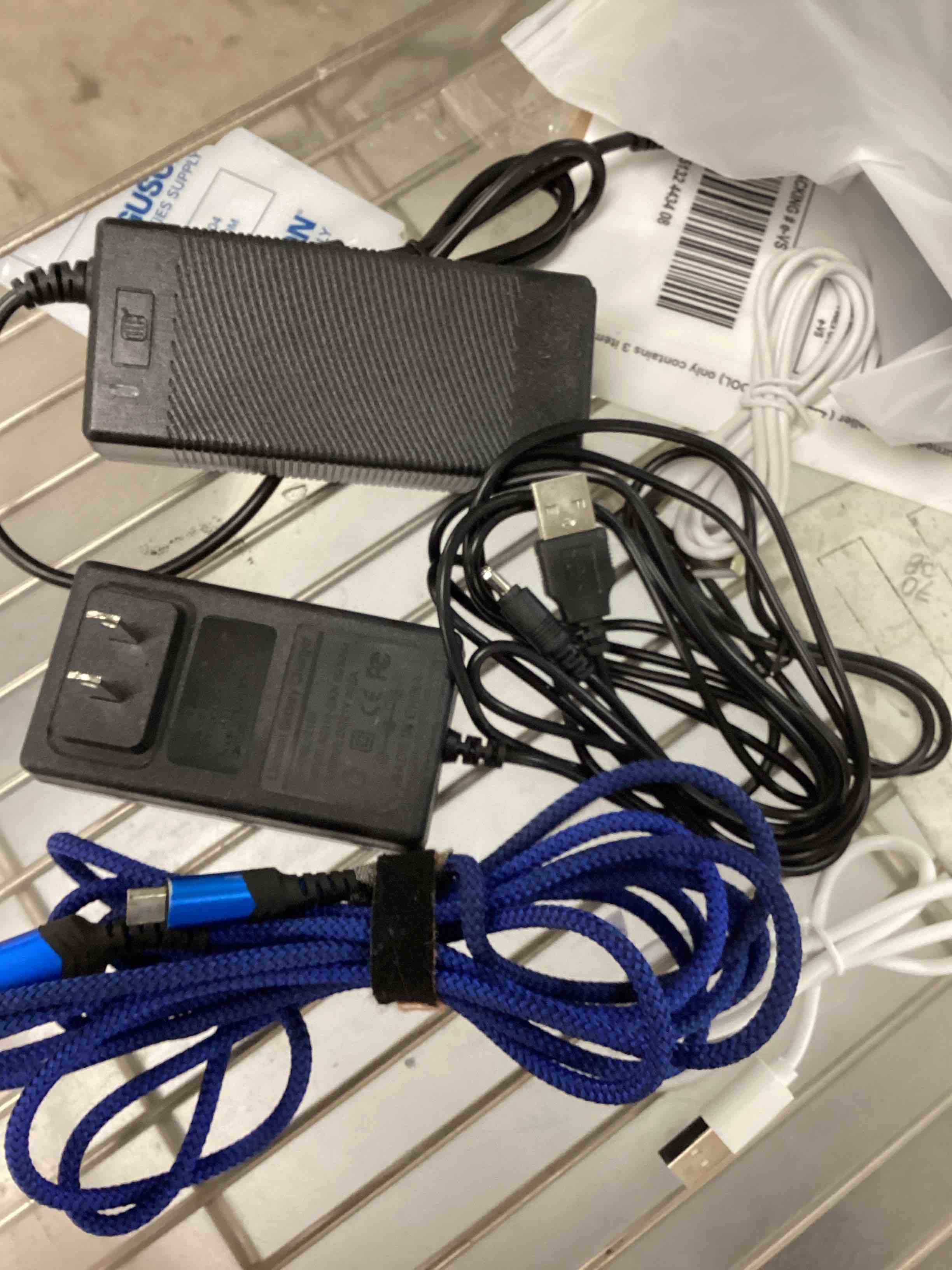 Assorted Charger and cables 5 pcs 