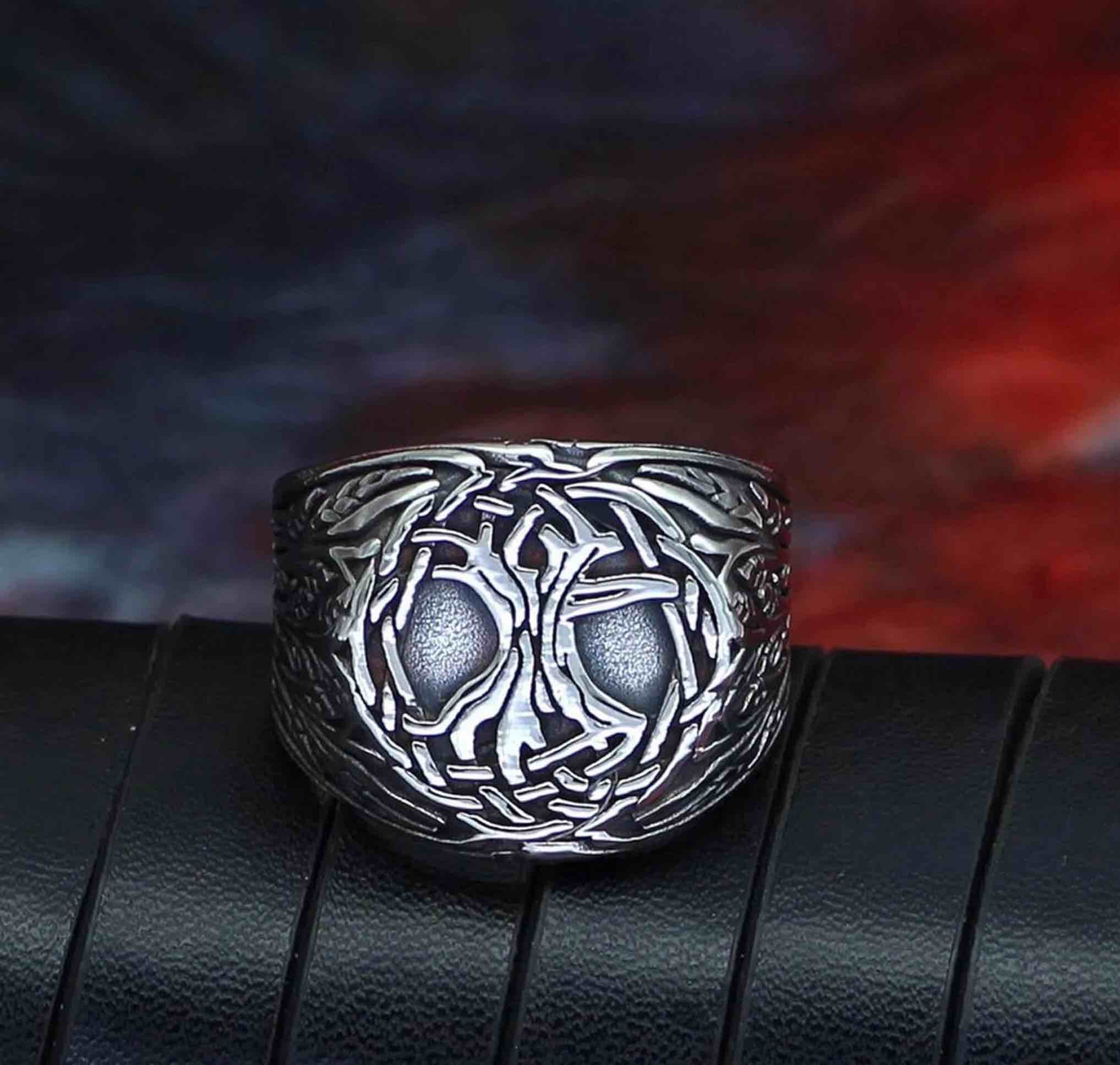 Fantasy Forge Jewelry Yggdrasil Ring Mens Silver 316L Surgical Stainless Steel Celtic Tree of Life Signet Band Size 10 . 4 pcs