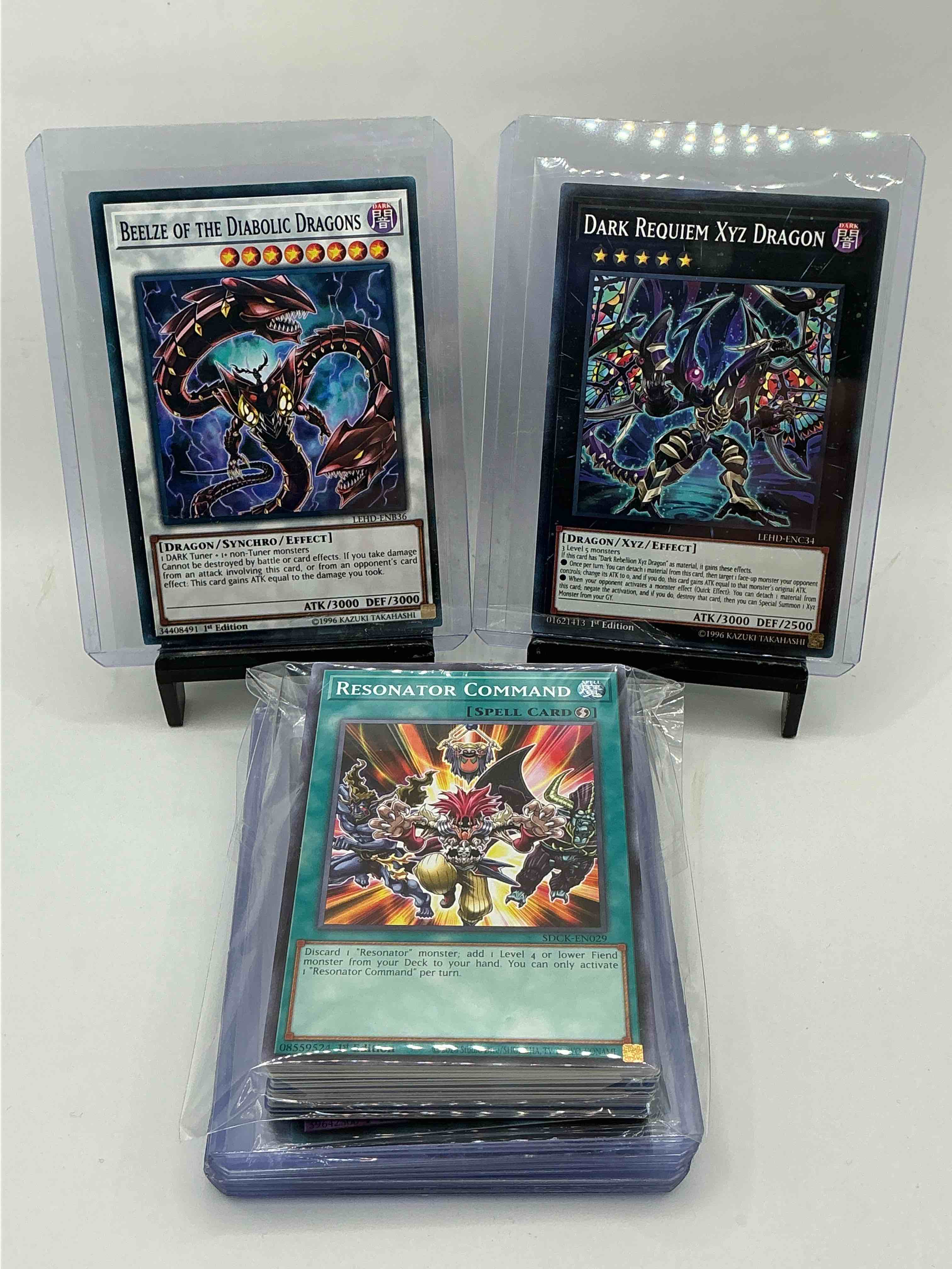 yu-gi-oh 50 card lot! join the craze of yu-gi-oh with these awesome cards! this 50 card lot includes the big three yu-gi-oh category cards, monsters, spells & traps! this 50 card lot includes some of all three! wow! perfect time to start collecting! 