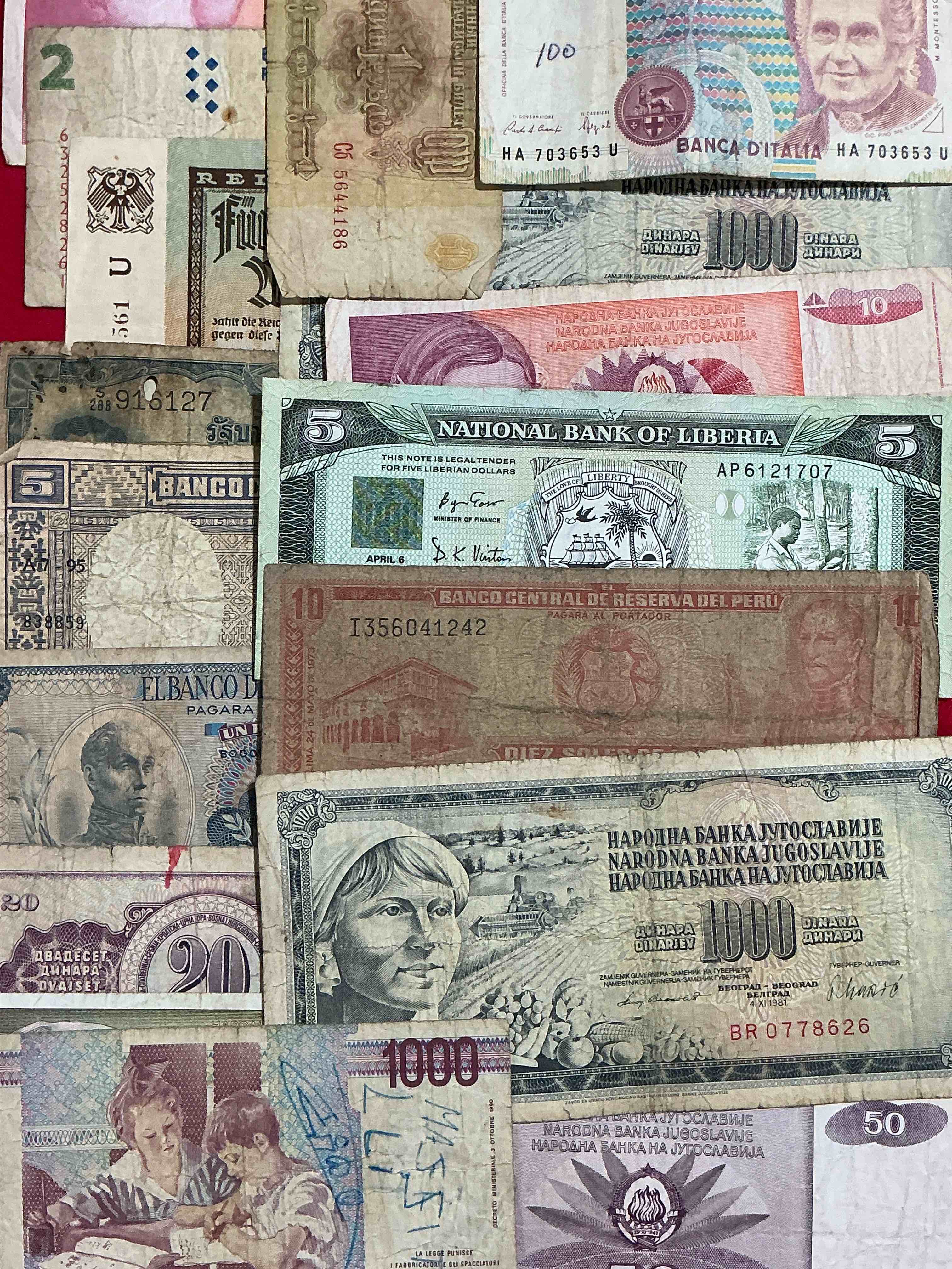 world antique & modern authentic paper money! genuine paper currency from around the world, all bills unique & typically span the last 100 years or so! in circulated & uncirculated condition! impossible to collect! 