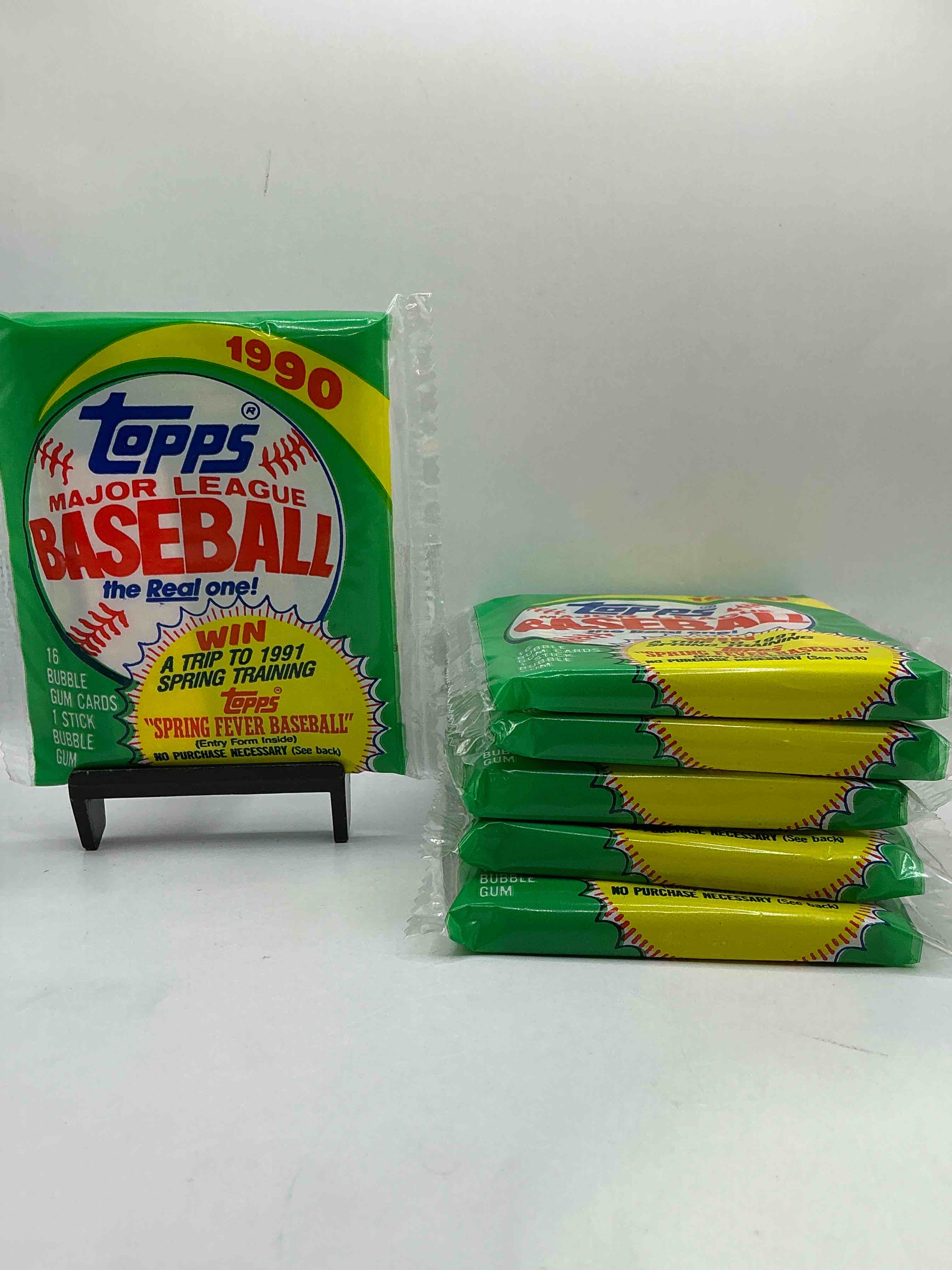 Rare Alternate Packaging! Possible Ken Griffey Jr Rookie Card! 1990 Topps Baseball Unopened Sports Card Wax Pack, Direct From Original Retail Case! Search For Card Collectibles Like "The Big Hurt" Frank Thomas Valuable Rookie & Error Cards (Error Cards Valued At $1,000 And Up!), & Early Ken Griffey Jr. All Star Rookie Card #336 (PSA 10 Value $350+) & So Much More!