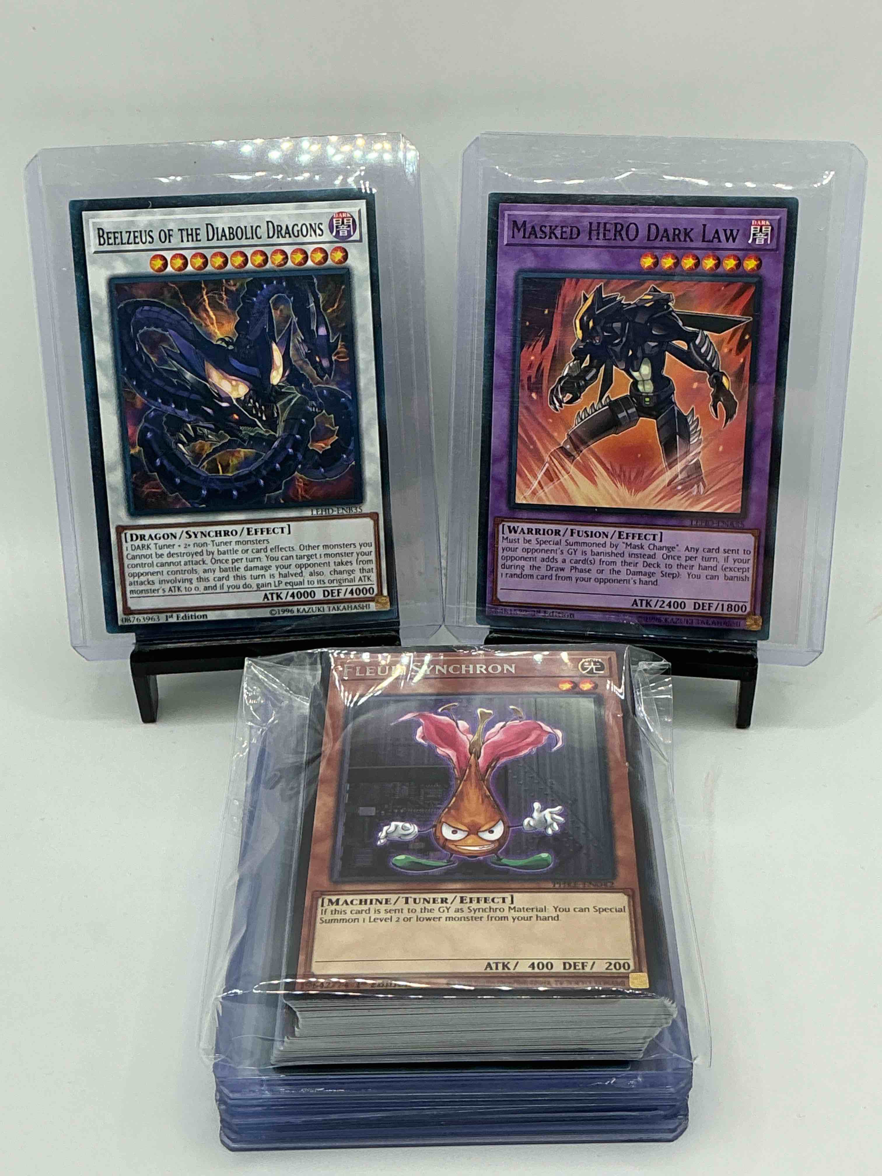 yu-gi-oh 50 card lot! join the craze of yu-gi-oh with these awesome cards! this 50 card lot includes the big three yu-gi-oh category cards, monsters, spells & traps! this 50 card lot includes some of all three! wow! perfect time to start collecting! 