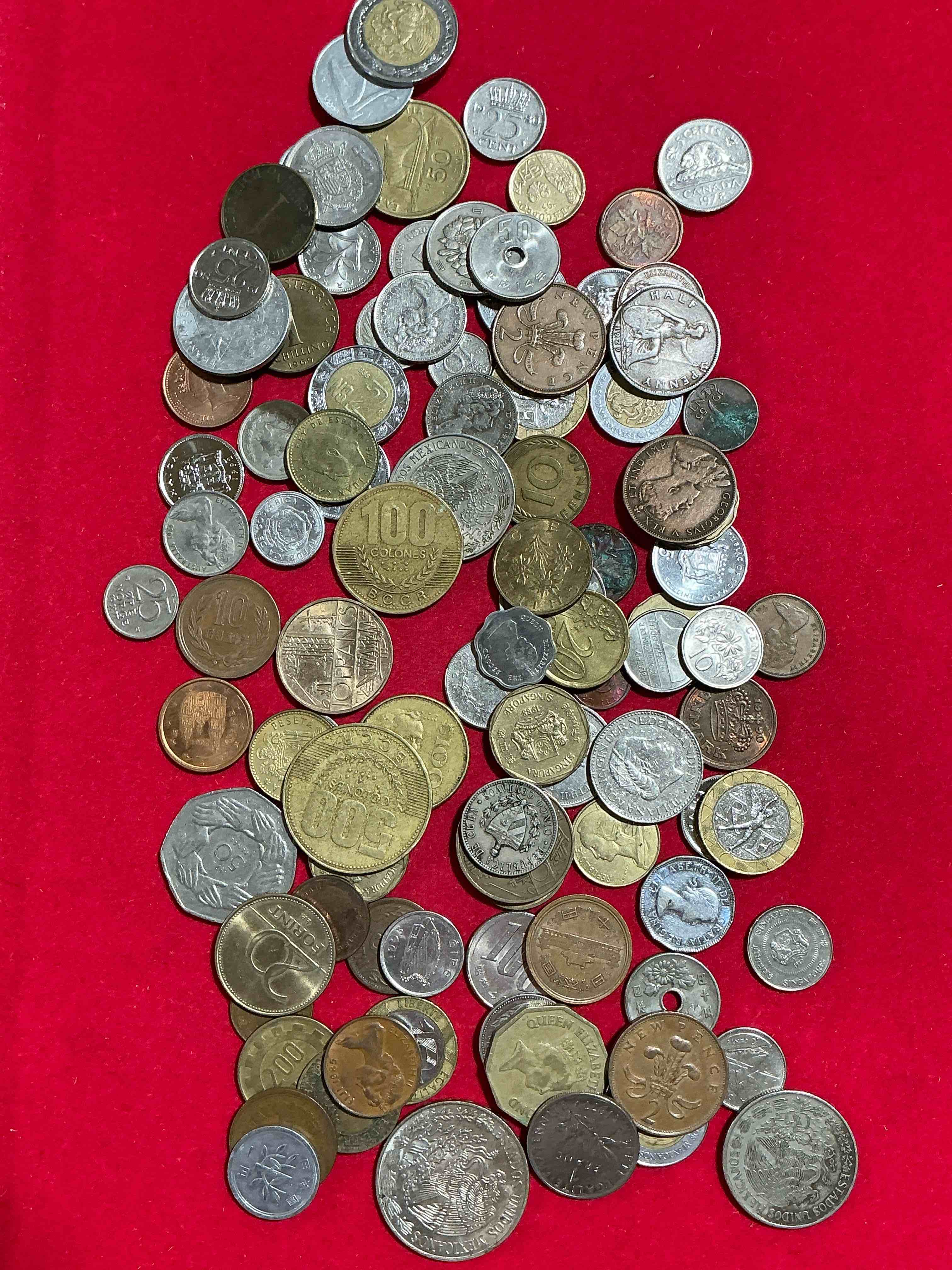 World Coins, Antique & Vintage! Each Lot Is Unique! Many Different Years, Countries, Sizes & Exotic Places. This Cool Collection Of Antique Coins From Around The World Is Loads Of Fun! Have Fun Identifying Each Coin & Country As A Great Educational Tool! A Great Investment Too!