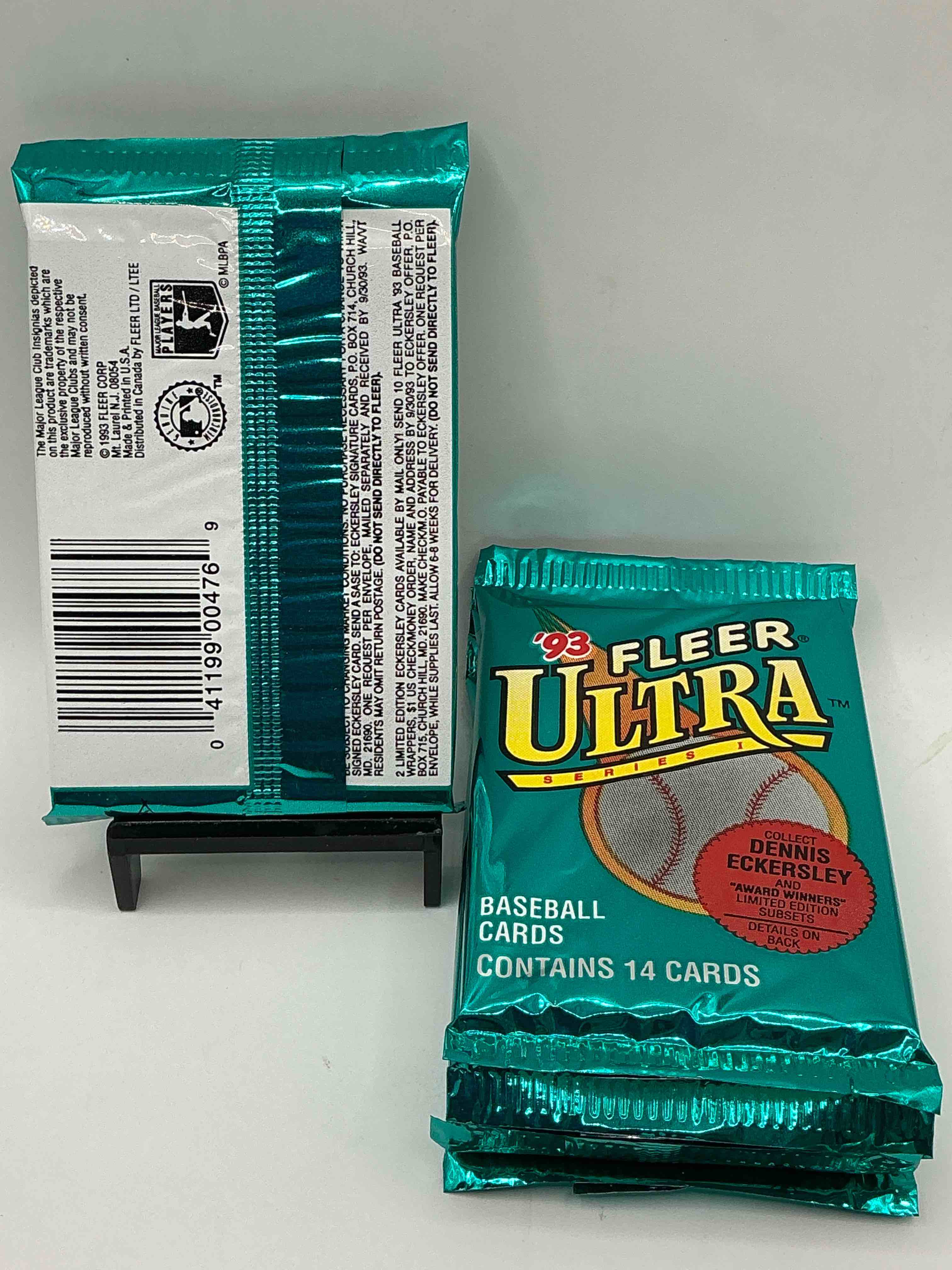 Condition photo showing New/Like New for dennis eckersley limited edition subsets!? 1993 fleer ultra baseball card packs!search for legends & rare subsets look for ken griffey jr, nolan ryan, don mattingly & more!