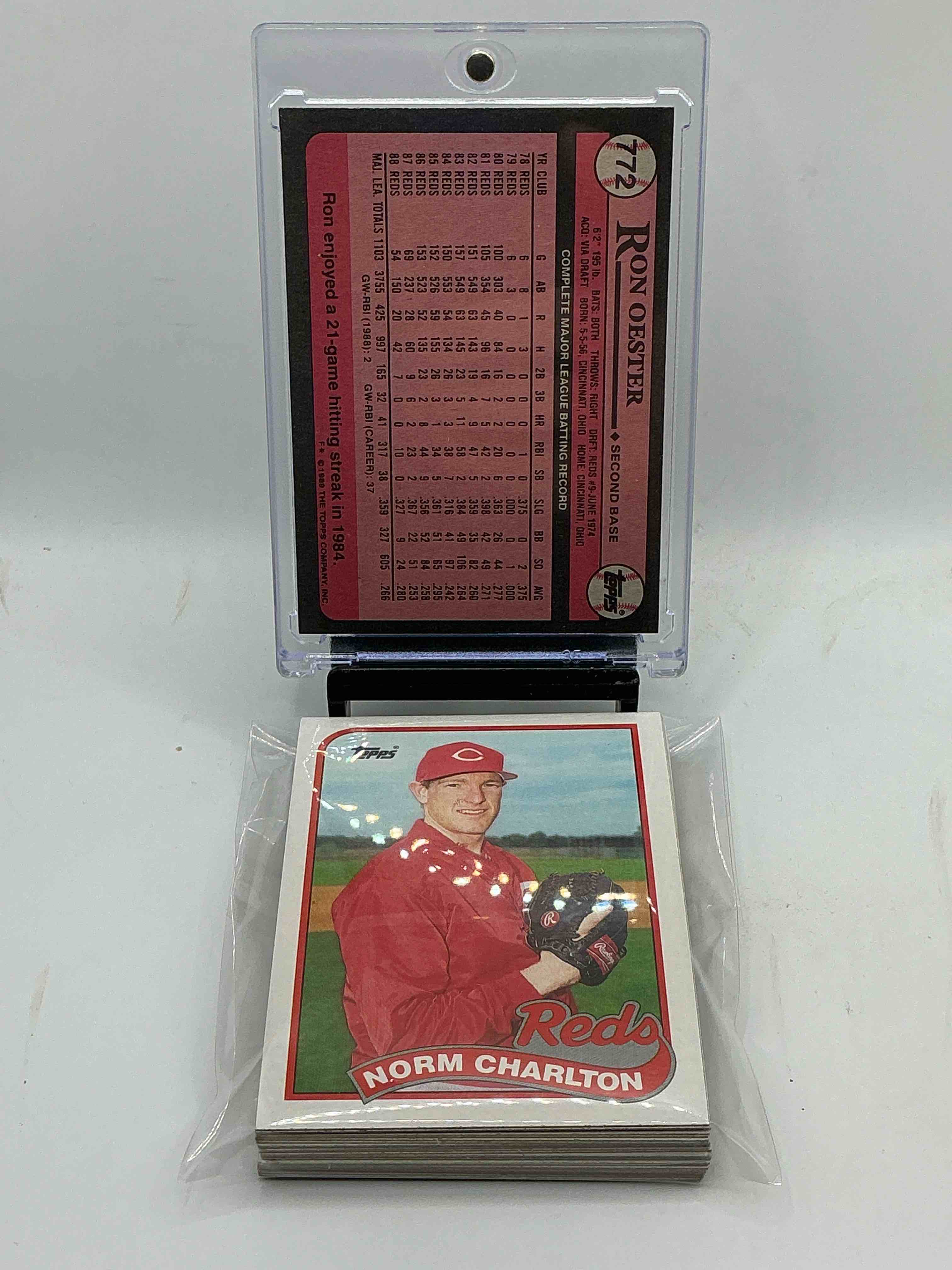 Condition photo showing New/Like New for 1989 topps reds team set! 26 card reds set! ron oester & more! reds fans rejoice!