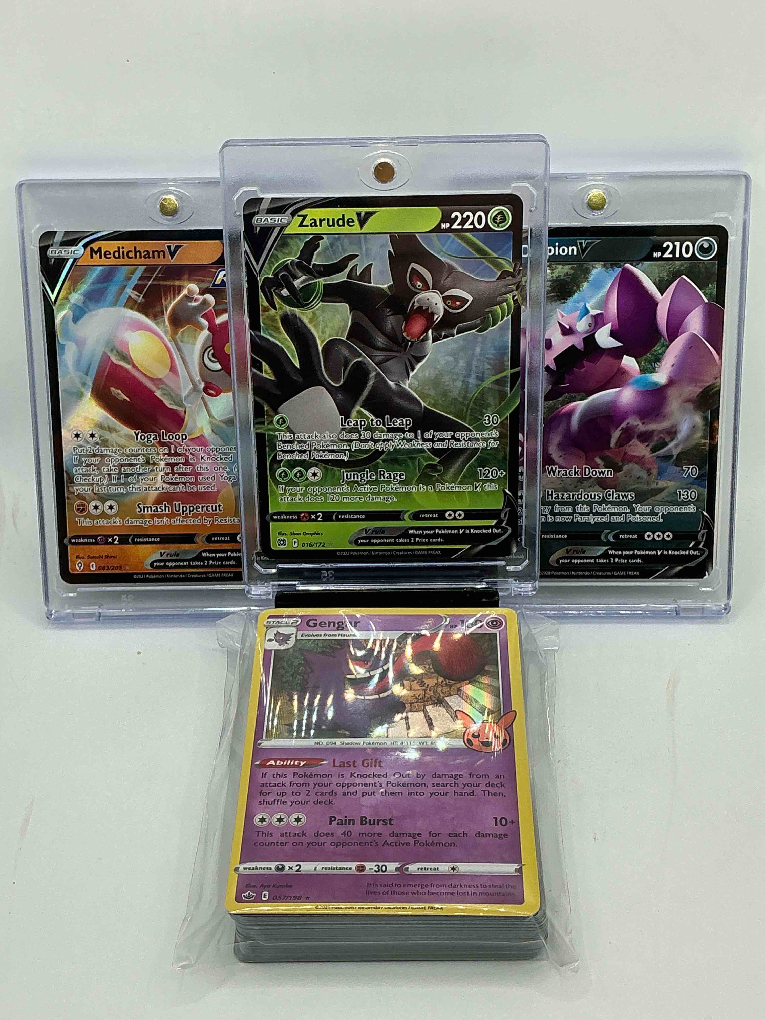 along with 50 other pokémon heroes, holos, legends & commons- including 1 stage two rare holographic, 2 stage one rare holographic, 3 basic rare holographic, 4 common/ uncommon holographics (all stages), 2 stage two non holographic & 2 rares! also includes 36 non holo common/ uncommon basic & first stage cards trainers & energy too! perfect set for collectors & enthusiasts!