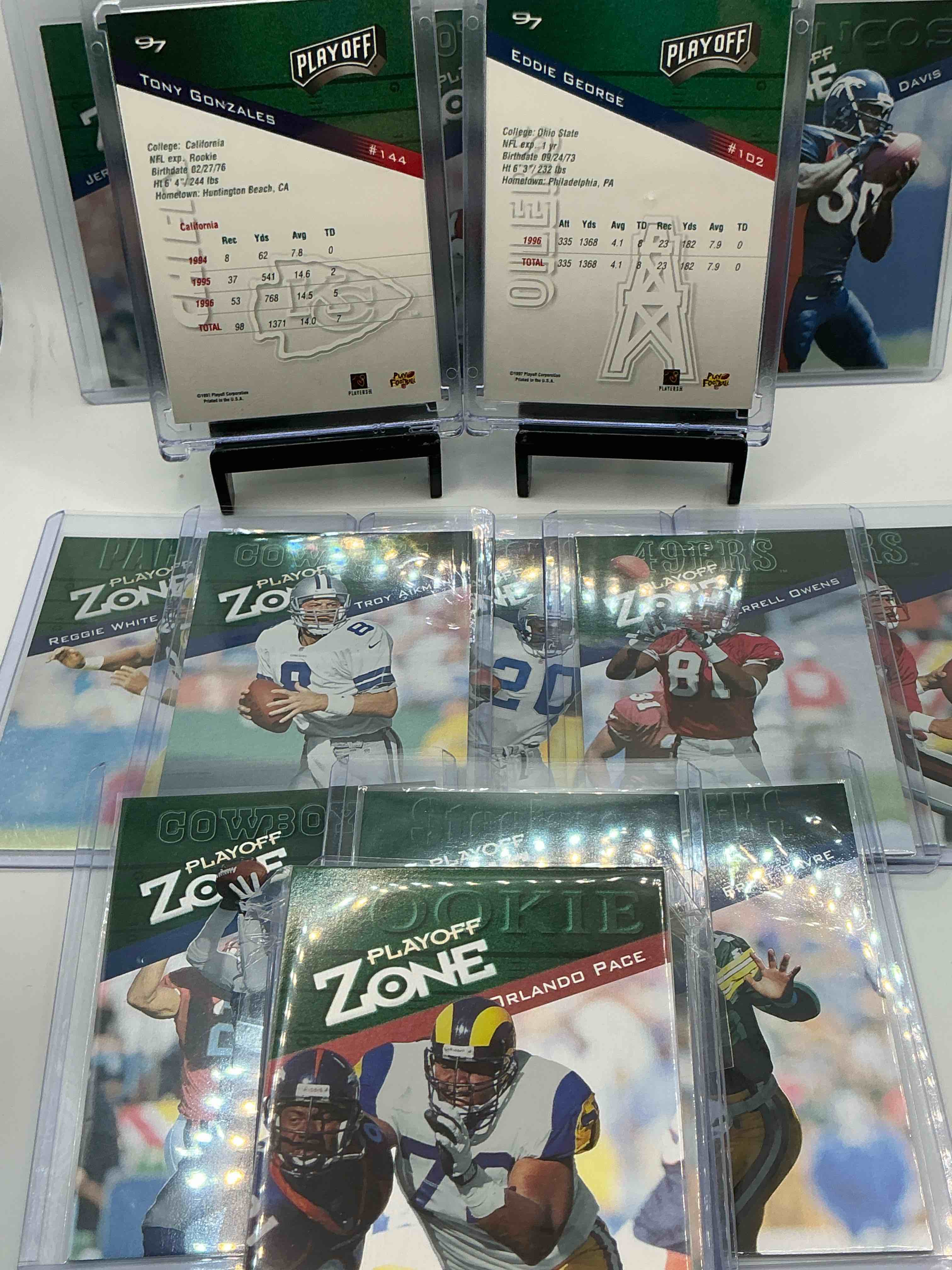 Condition photo showing New/Like New for throwback rarity! 1997 playoff zone 50 card lot! tony gonzalez rookie! eddie george, deion sanders, barry sanders, emmitt smith, reggie white, john elway & so many more legends from the 90’s! wow!