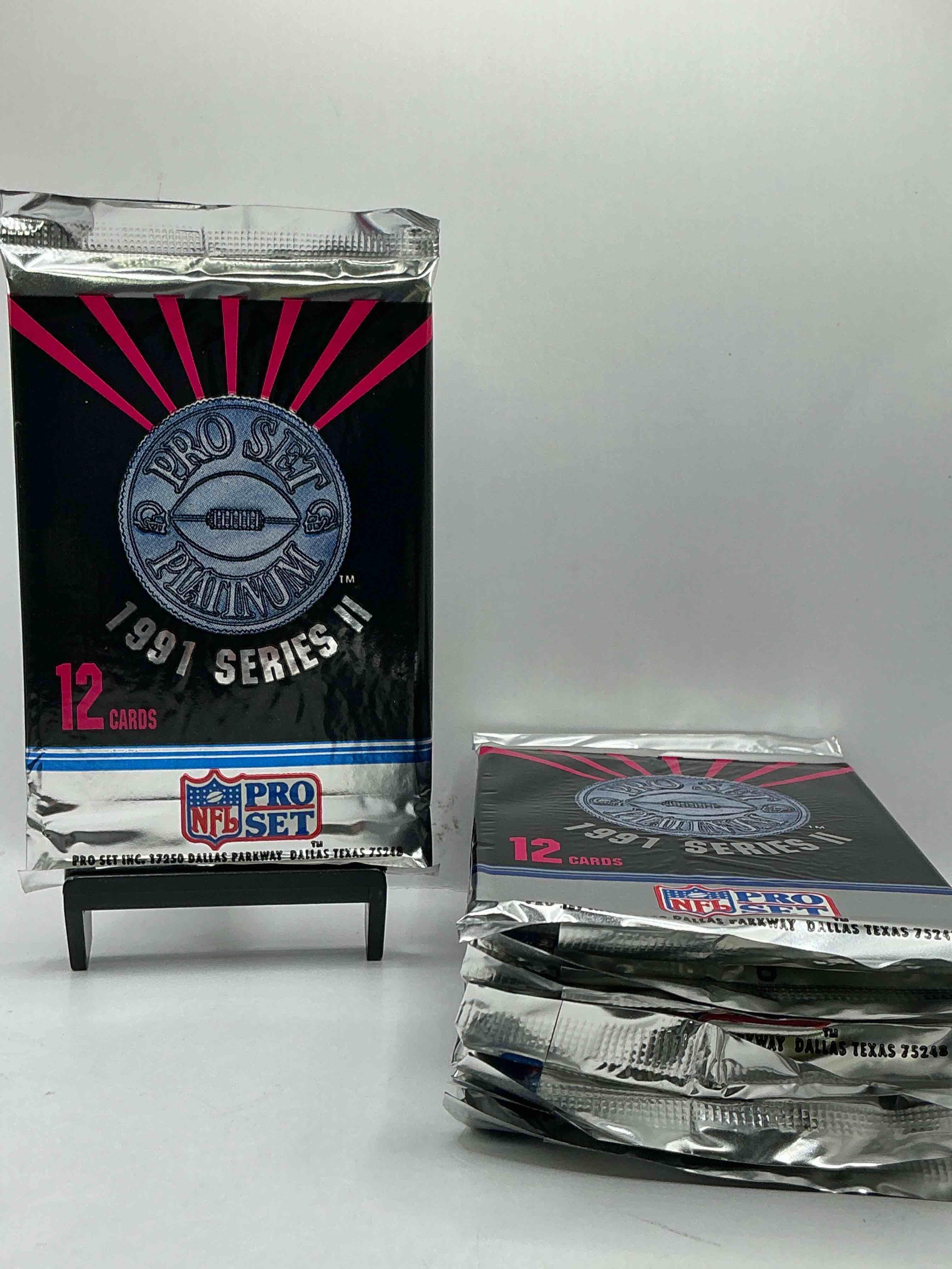 1991 pro set platinum edition series ii unopened packs! search for brett favre rookie & bill belichick coach rookie card as well as santa claus card!