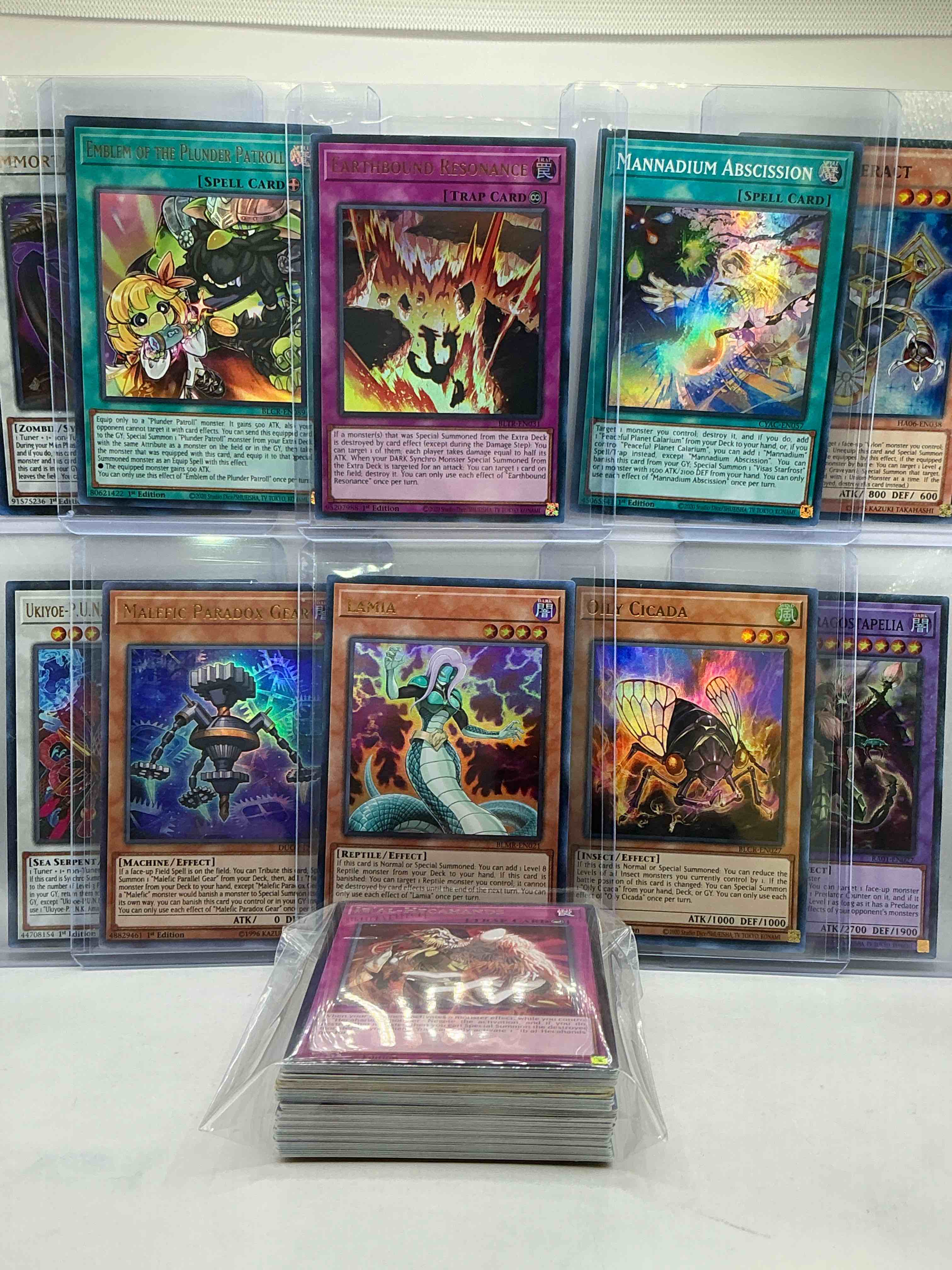 Yu-Gi-Oh 50 Card Lot! Join The Craze Of Yu-Gi-Oh With These Awesome Cards! This 50 Card Lot Includes The Big Three Yu-Gi-Oh Category Cards, Monsters, Spells & Traps! This 50 Card Lot Includes Some Of All Three! WOW! Perfect Time To Start Collecting! 