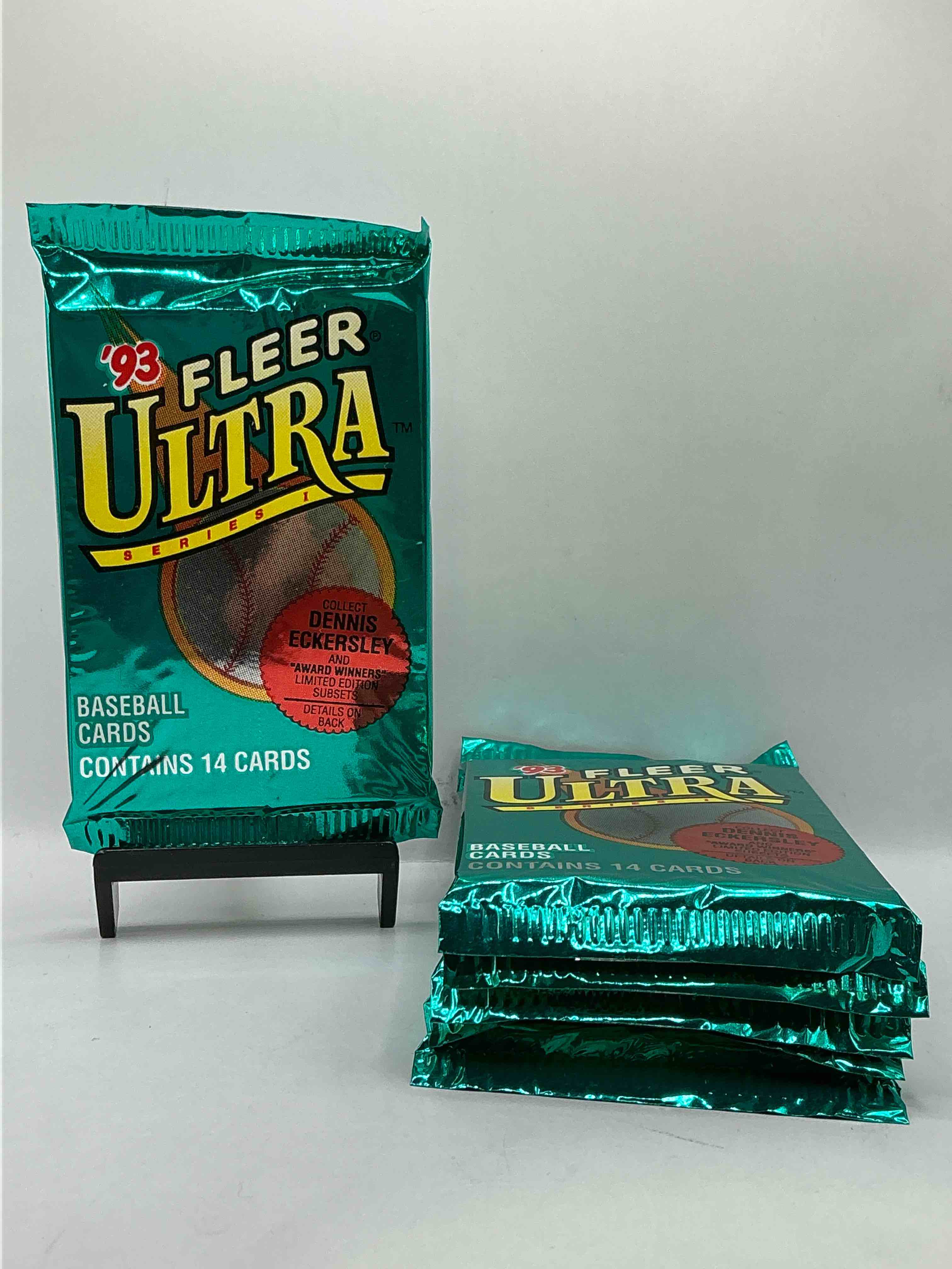 Dennis Eckersley Limited Edition Subsets!? 1993 Fleer Ultra Baseball Card Packs!Search For Legends & Rare Subsets Look For Ken Griffey Jr, Nolan Ryan, Don Mattingly & More!