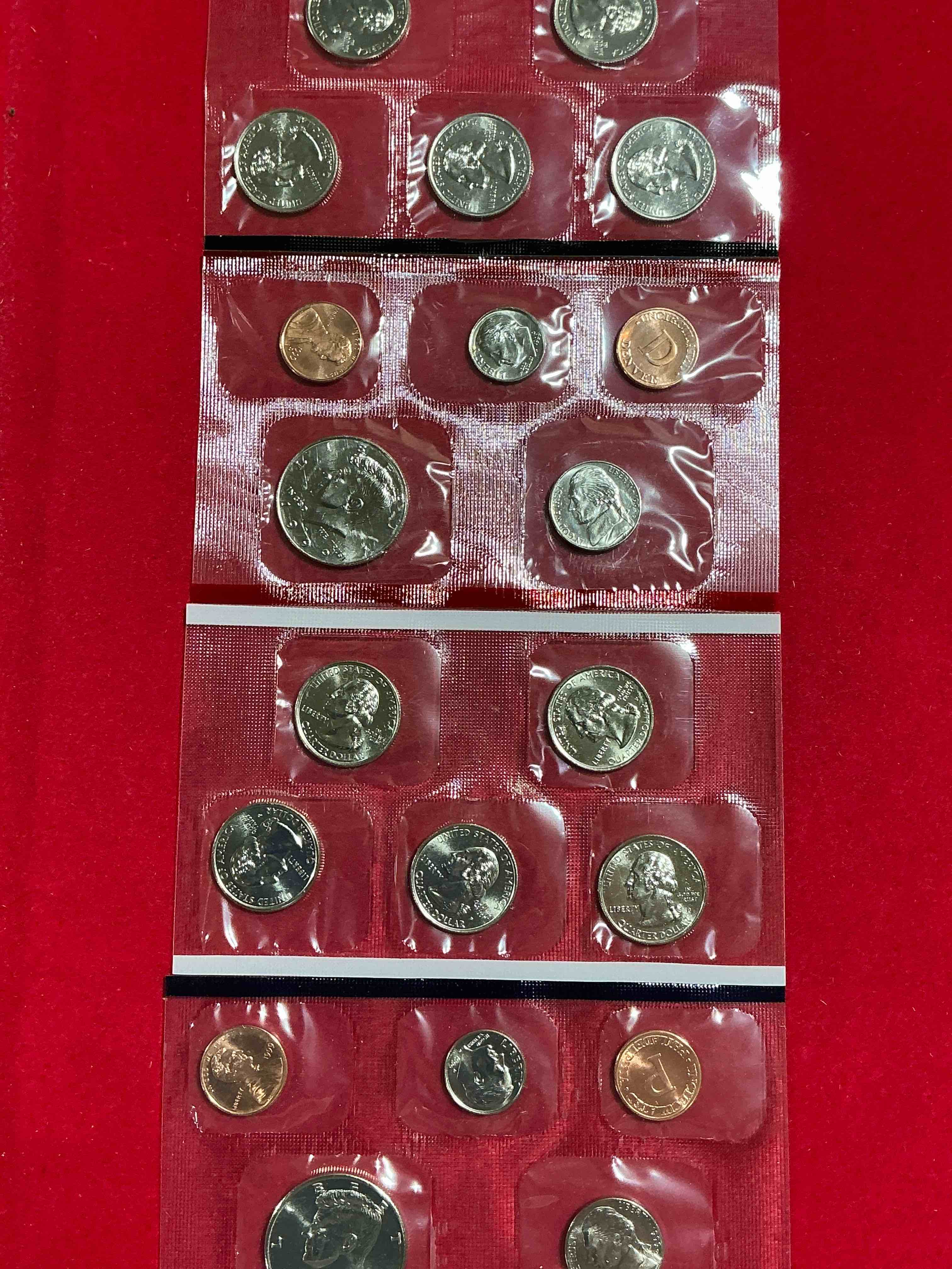 1999 uncirculated mint set coins! 20 coin mint set from philadelphia & denver! 20 coin uncirculated lot, with quarters, nickels, half dollars, dimes, pennies & more! uncirculated coin craziness!