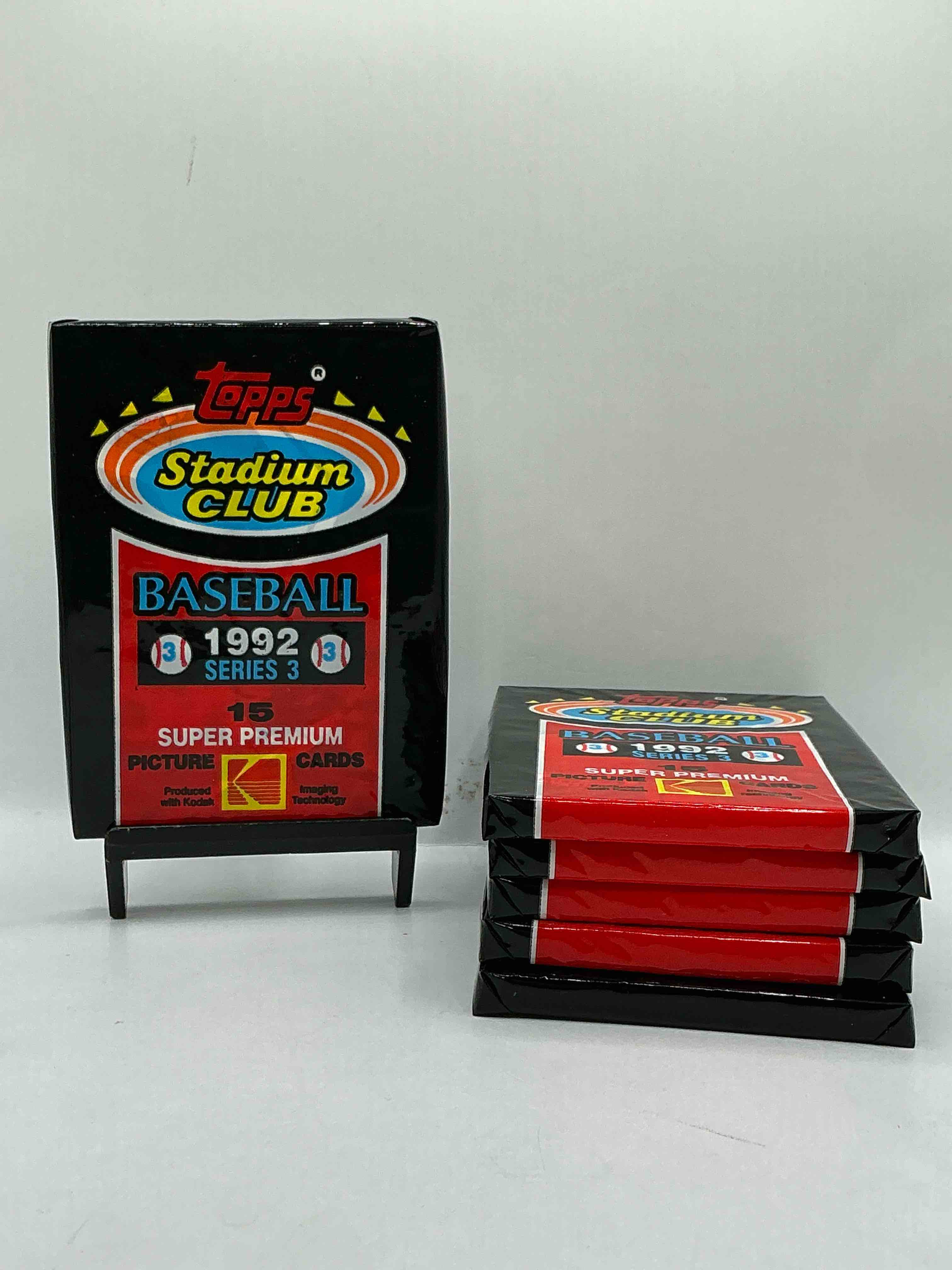 ken griffey jr!? frank thomas!? baseball insanity! 1992 topps stadium club baseball series iii unopened packs, direct from box! 15 premium baseball cards in each pack! search for griffey jr, nolan ryan, frank thomas & so much more!search for 1980's stars & hall of famers!