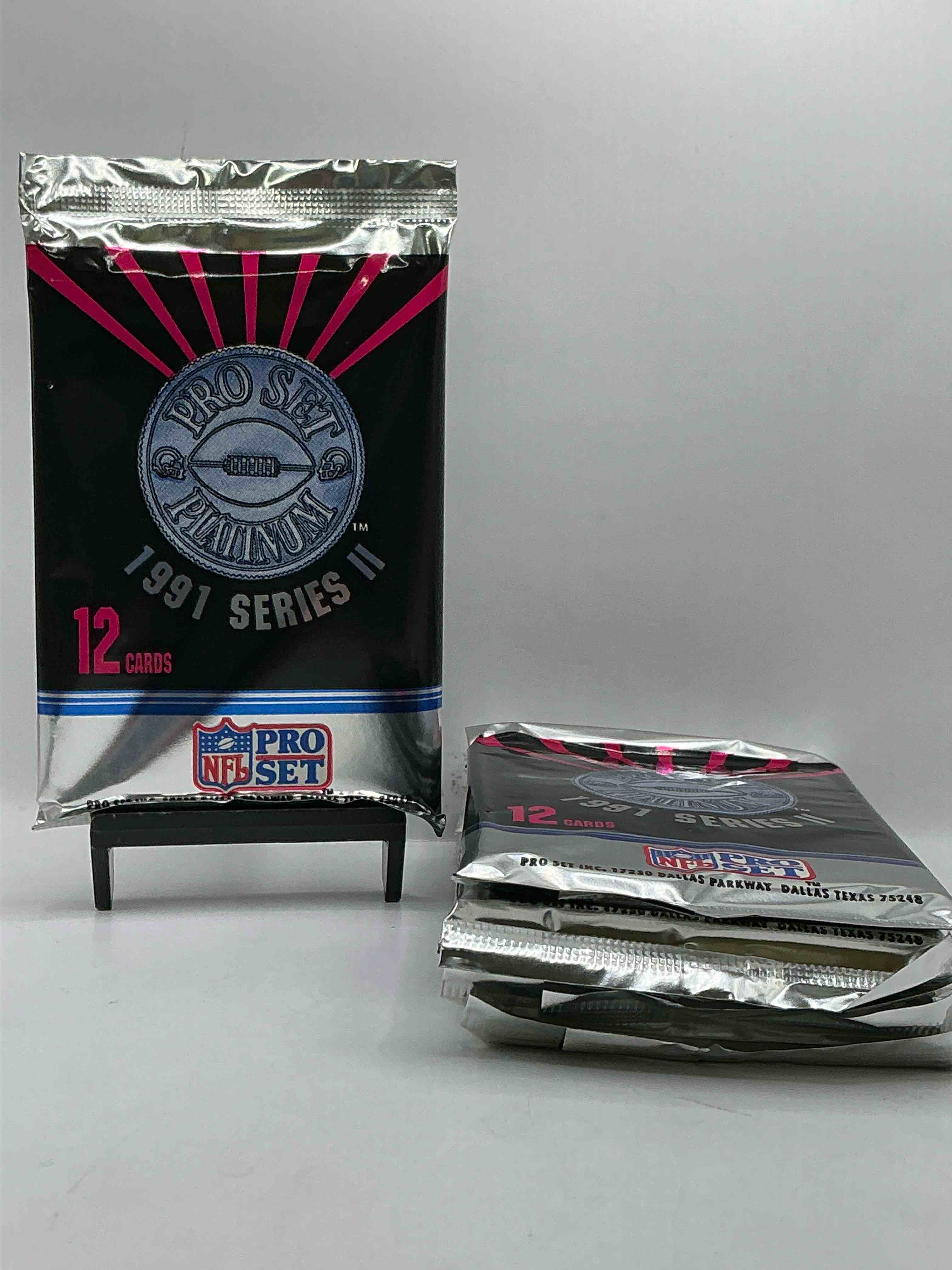 1991 pro set platinum edition series ii unopened packs! search for brett favre rookie & bill belichick coach rookie card as well as santa claus card!