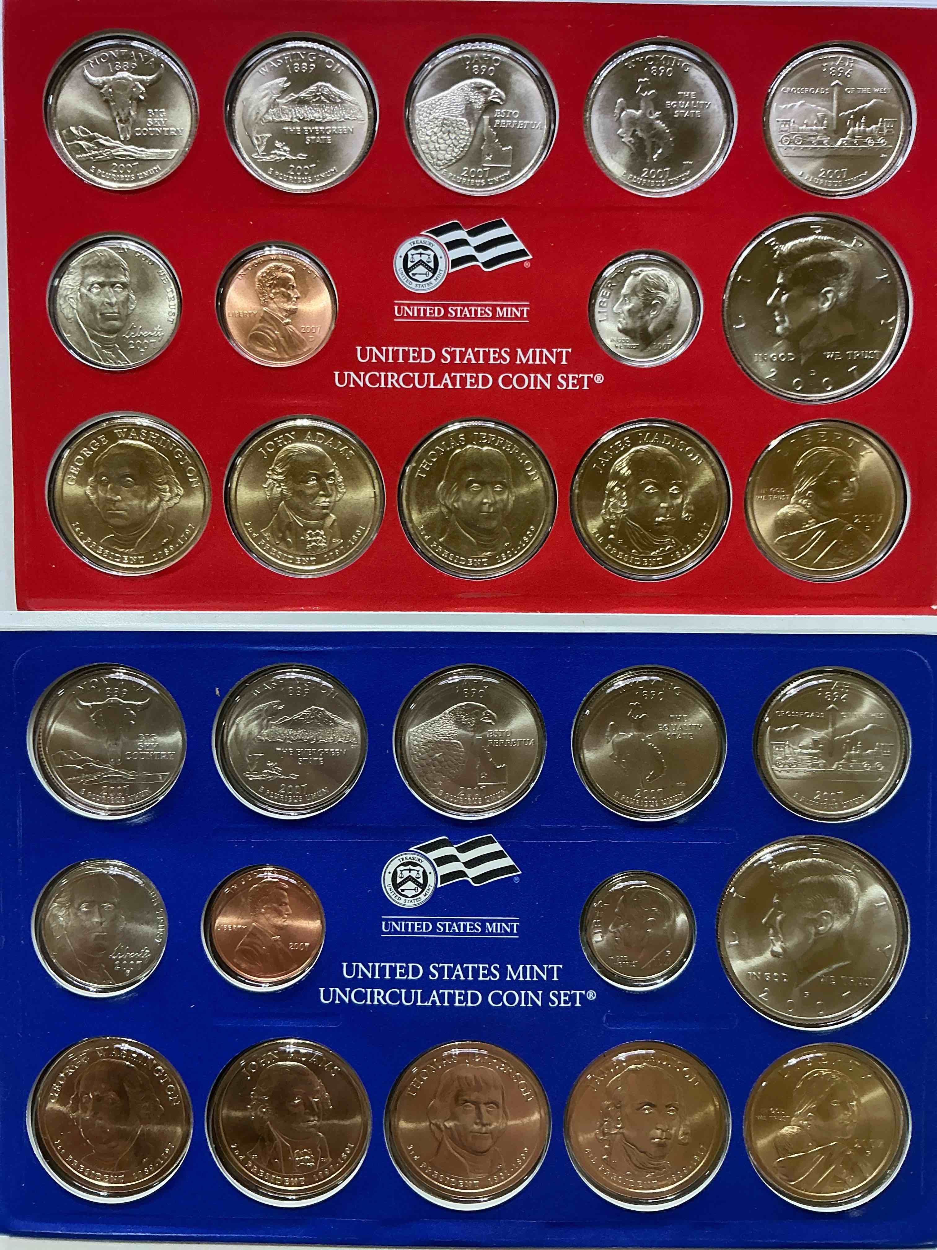 28 coin craziness! denver & philly mints! 2007 uncirculated mint set coins! includes half dollars, president dollar coins, dimes, nickels, pennies & quarters! cool coin collectible!