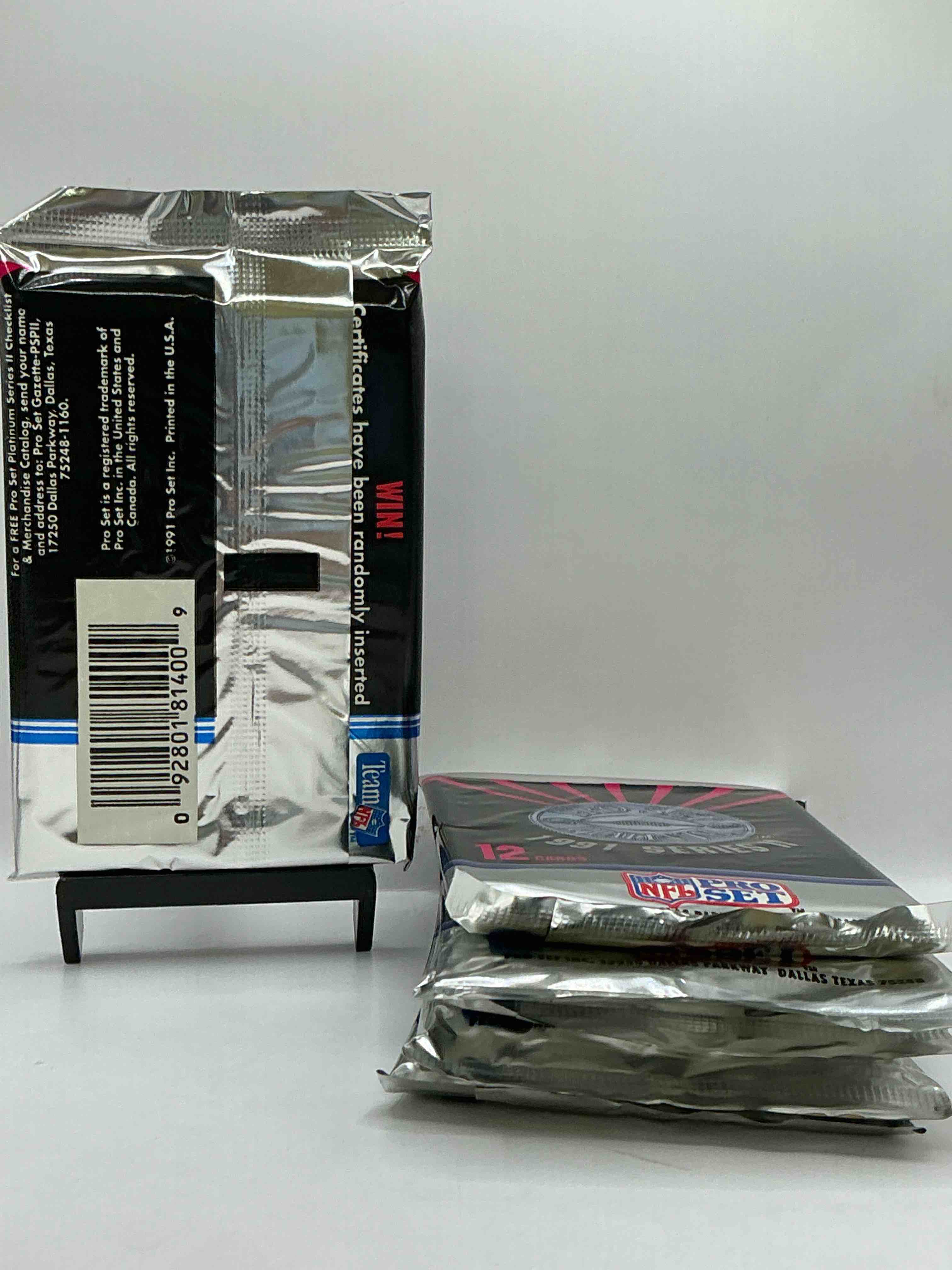 Condition photo showing New/Like New for 1991 pro set platinum edition series ii unopened packs! search for brett favre rookie & bill belichick coach rookie card as well as santa claus card!