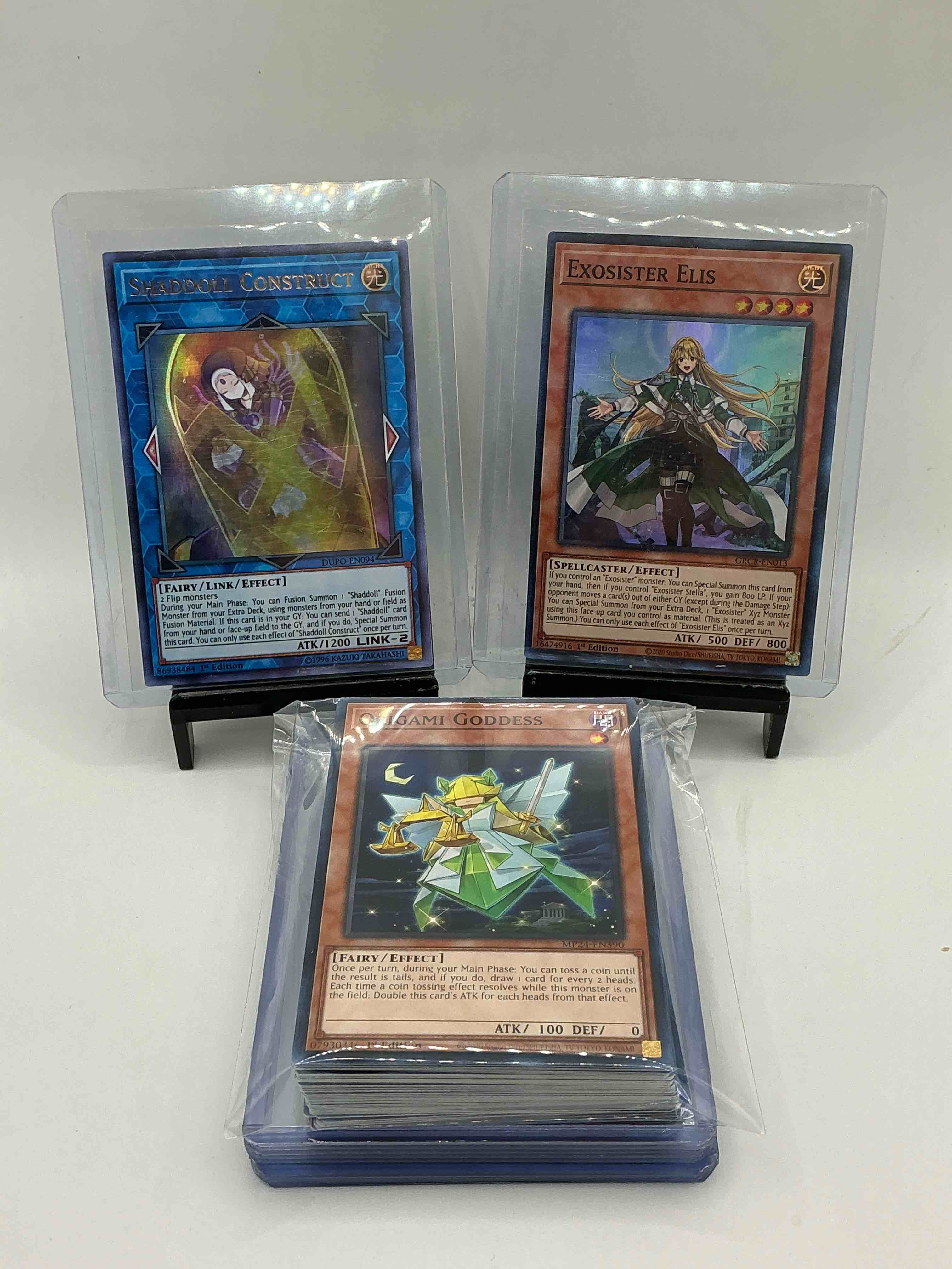 yu-gi-oh 50 card lot! join the craze of yu-gi-oh with these awesome cards! this 50 card lot includes the big three yu-gi-oh category cards, monsters, spells & traps! this 50 card lot includes some of all three! wow! perfect time to start collecting! 