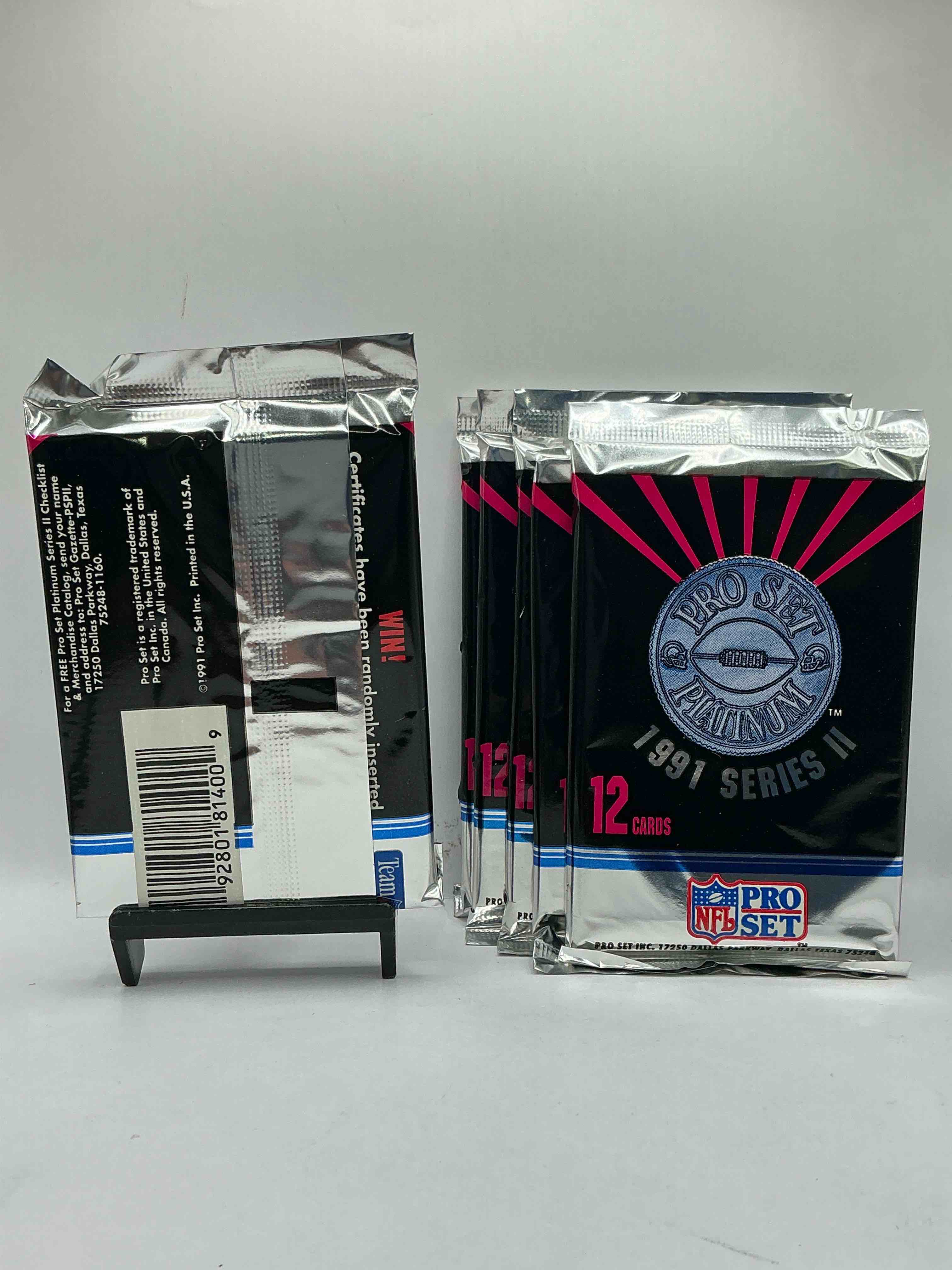Condition photo showing New/Like New for 1991 pro set platinum edition series ii unopened packs! search for brett favre rookie & bill belichick coach rookie card as well as santa claus card!