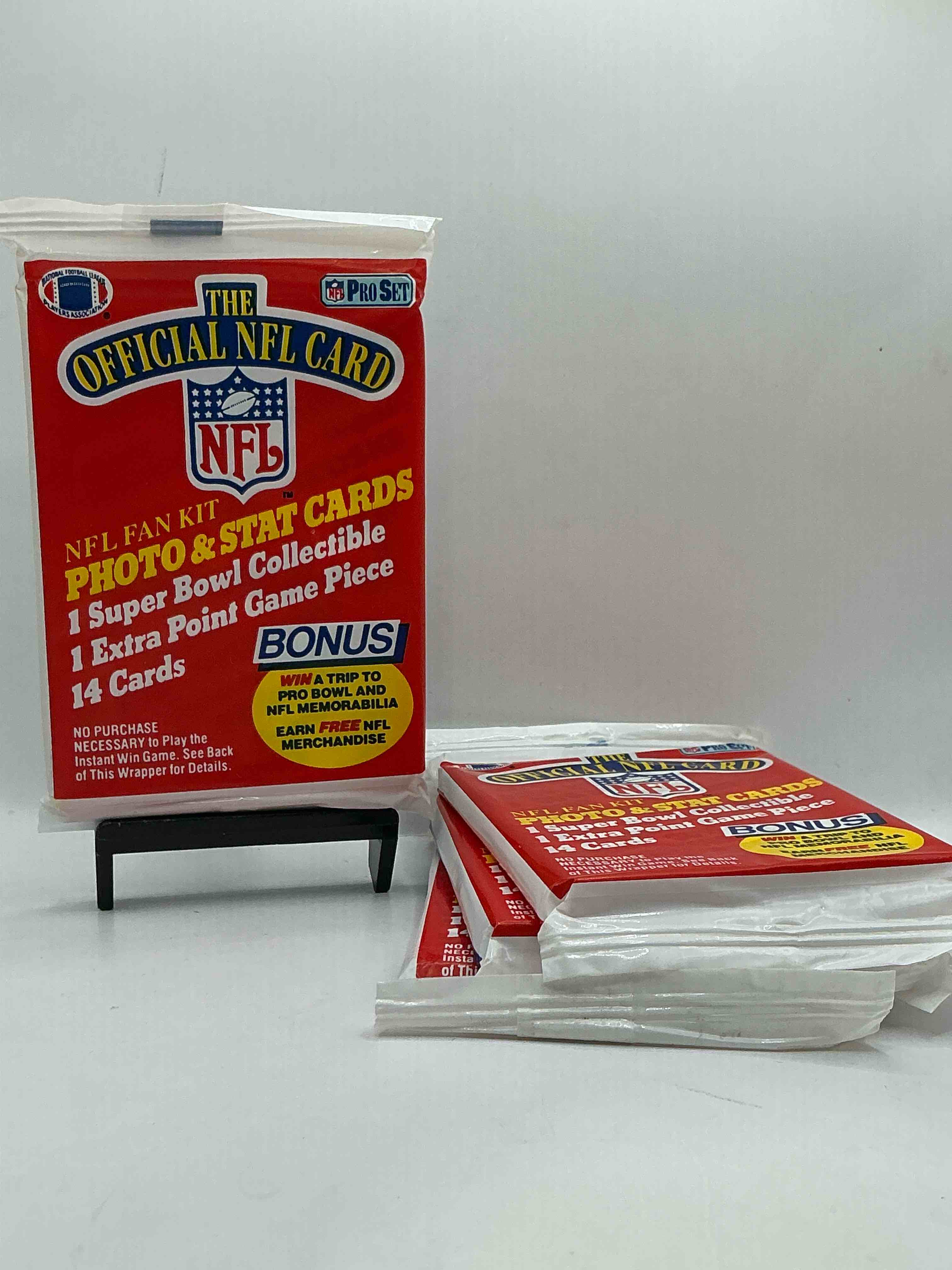Loaded! 1989 Pro Set Football Sealed Card Pack, Direct From Original Retail Case!Highly Sought After By Collectors As This Year Is Loaded With High Profile Rookies!Search For Rookie Cards From Barry Sanders, Deion Sanders, Troy Aikman, Michael Irvin & Much More! Getting Hard To Find!