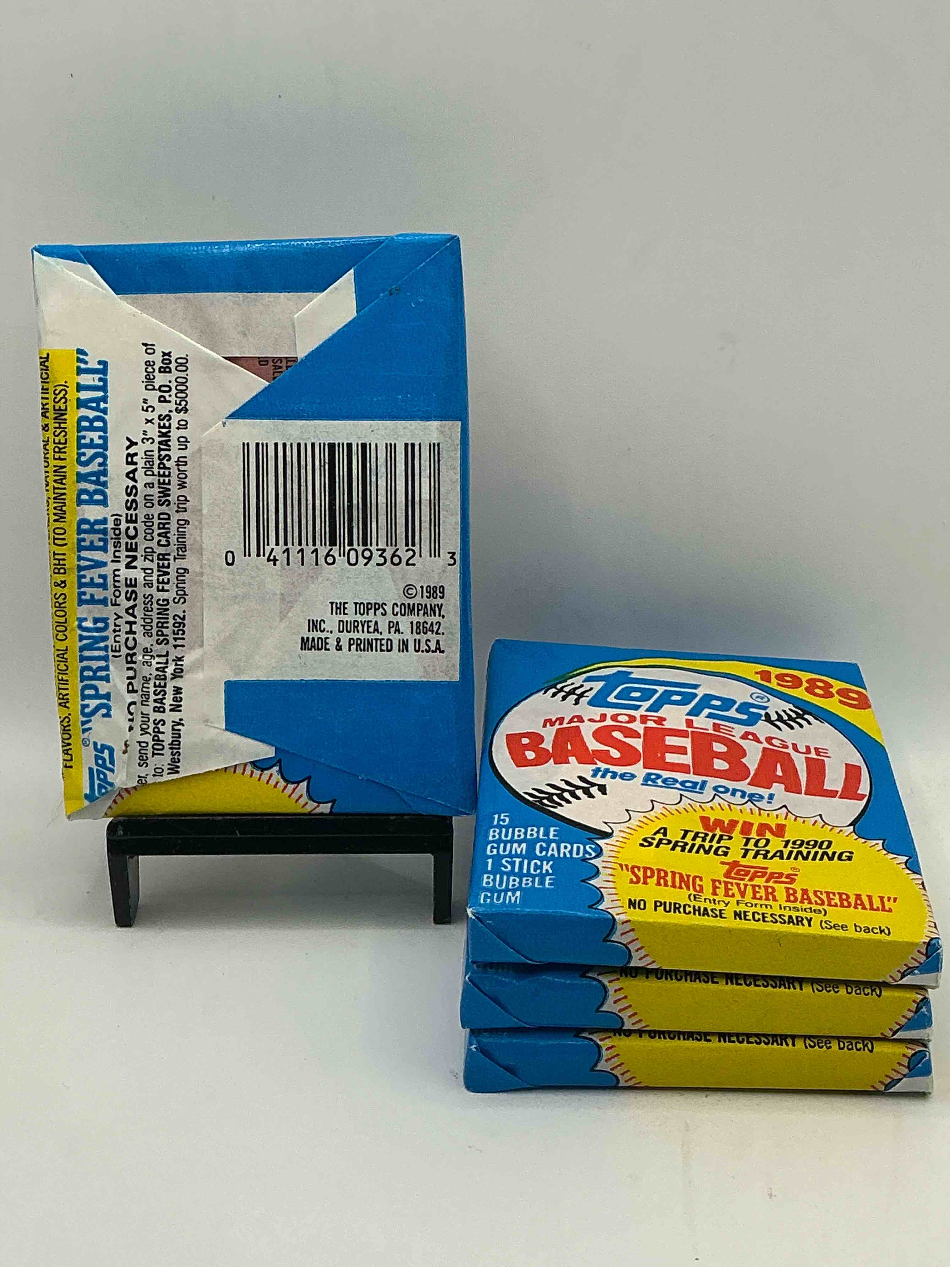 Condition photo showing New/Like New for 1989! bo jackson, deion sanders, don mattingly & more! insane 1989 topps baseball unopened sports card collectible wax packs! direct from original retail case! search for valuable randy johnson rookies!